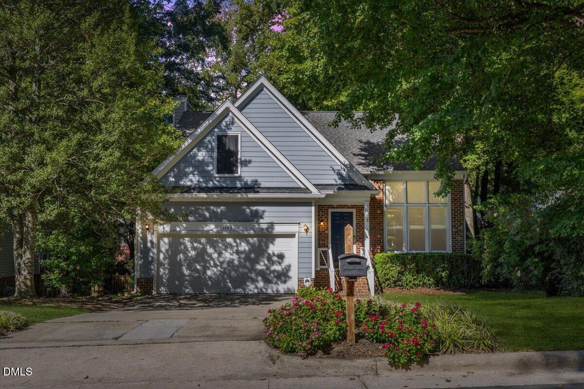 1103 Silvershire Way Property Photo 1