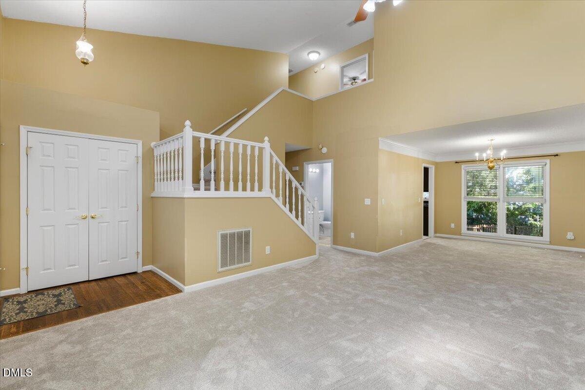 1103 Silvershire Way Property Photo 6