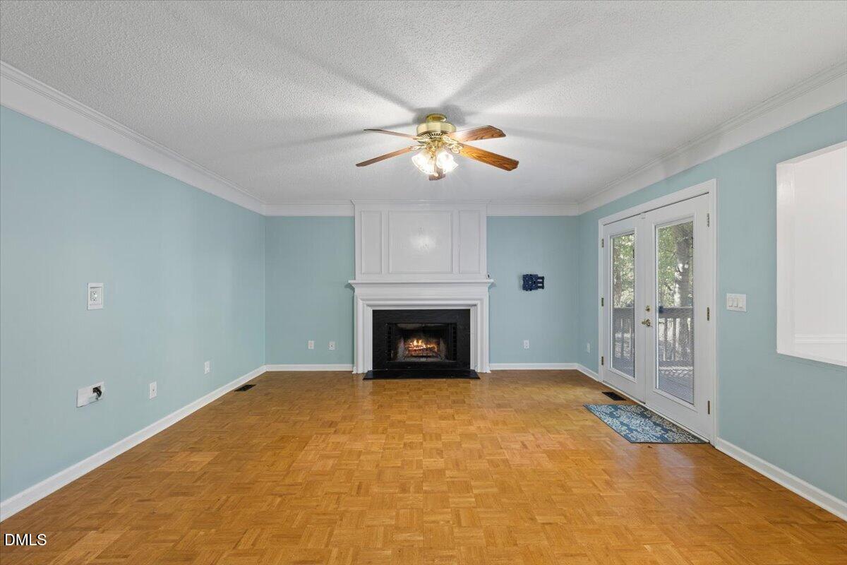 1103 Silvershire Way Property Photo 20