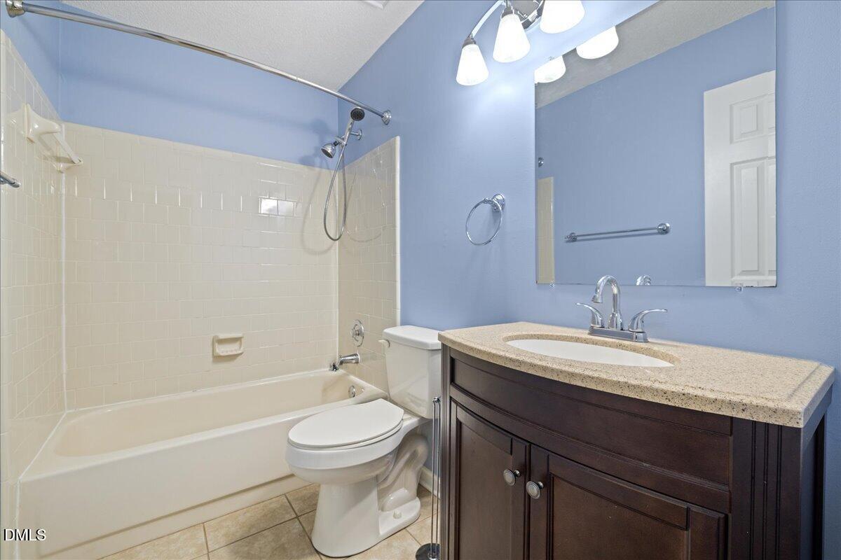 1103 Silvershire Way Property Photo 21