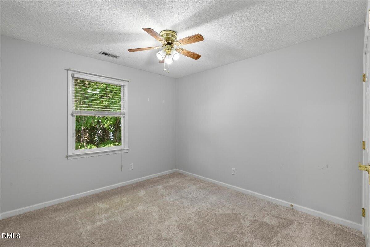 1103 Silvershire Way Property Photo 34