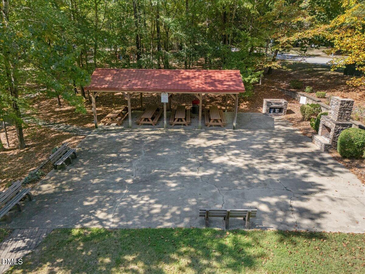 1103 Silvershire Way Property Photo 56