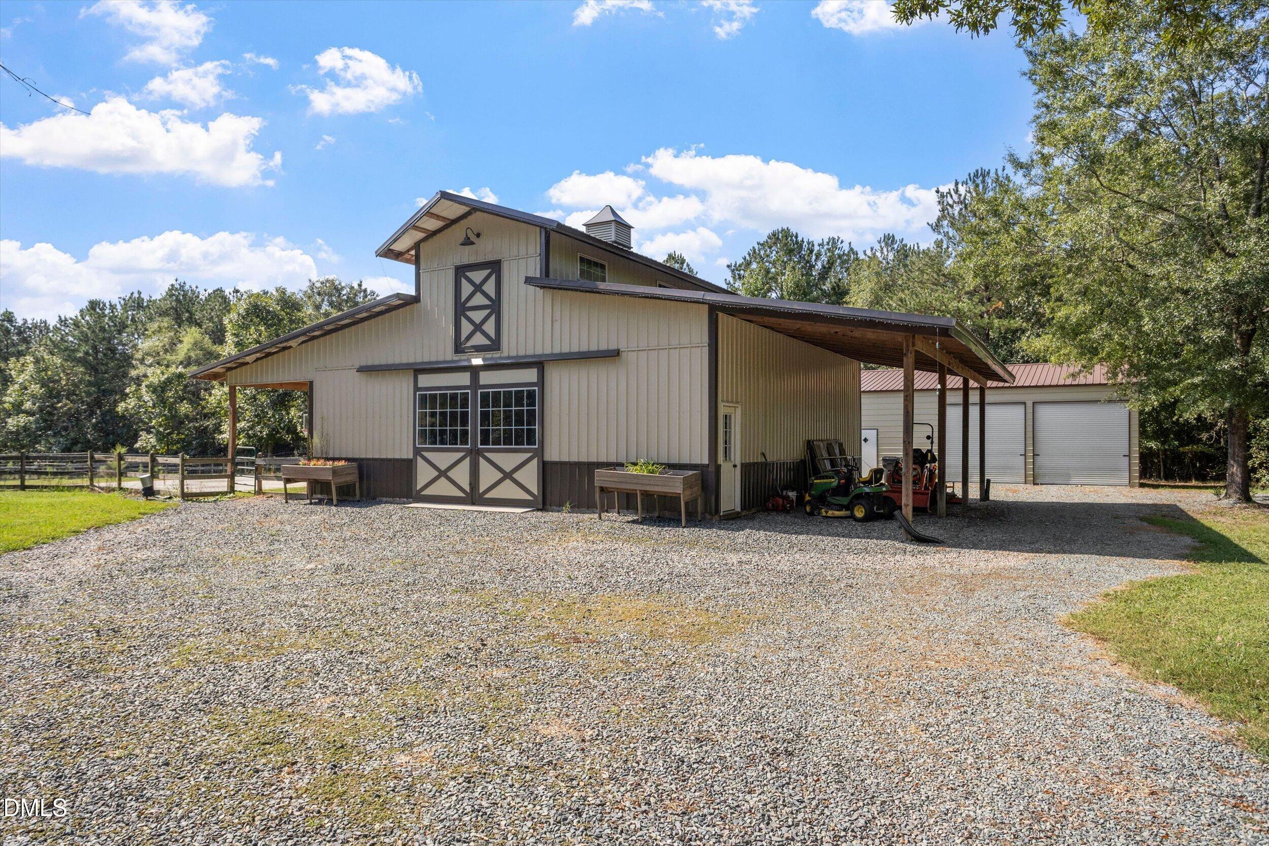 755 Arrowhead Loop Property Photo 33