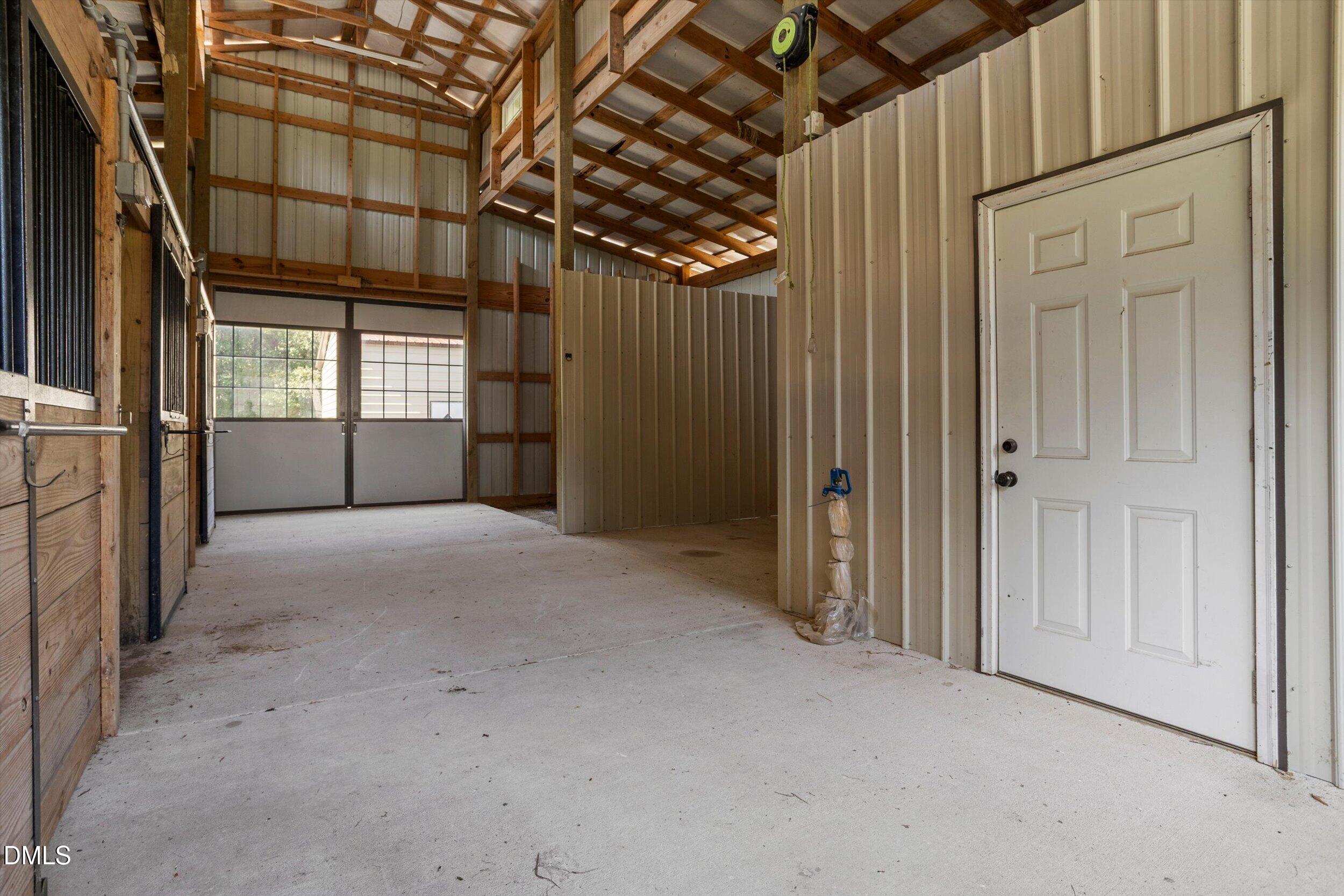 755 Arrowhead Loop Property Photo 38