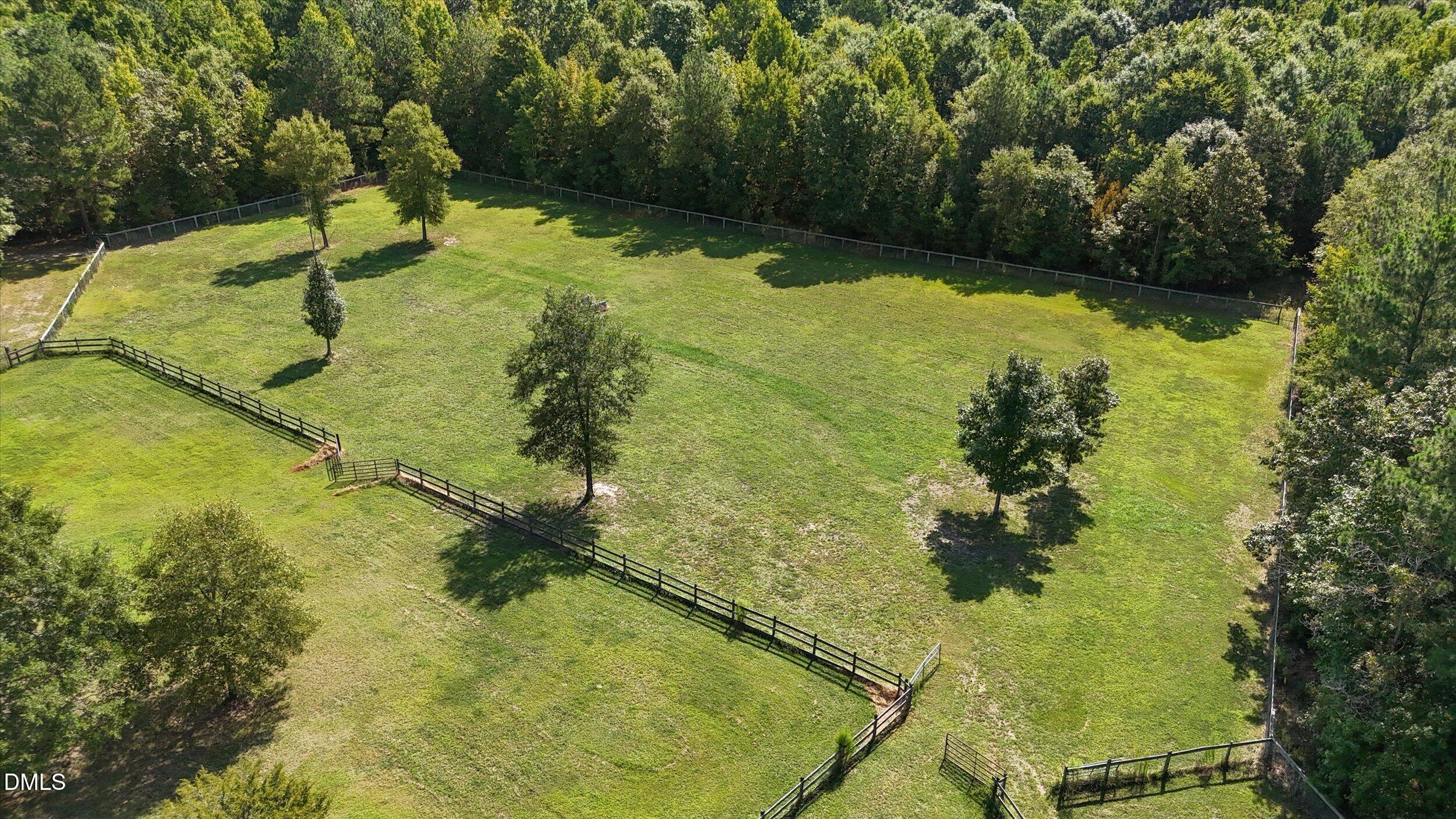 755 Arrowhead Loop Property Photo 41