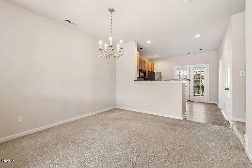 1043 Summerhouse Road Property Photo 13