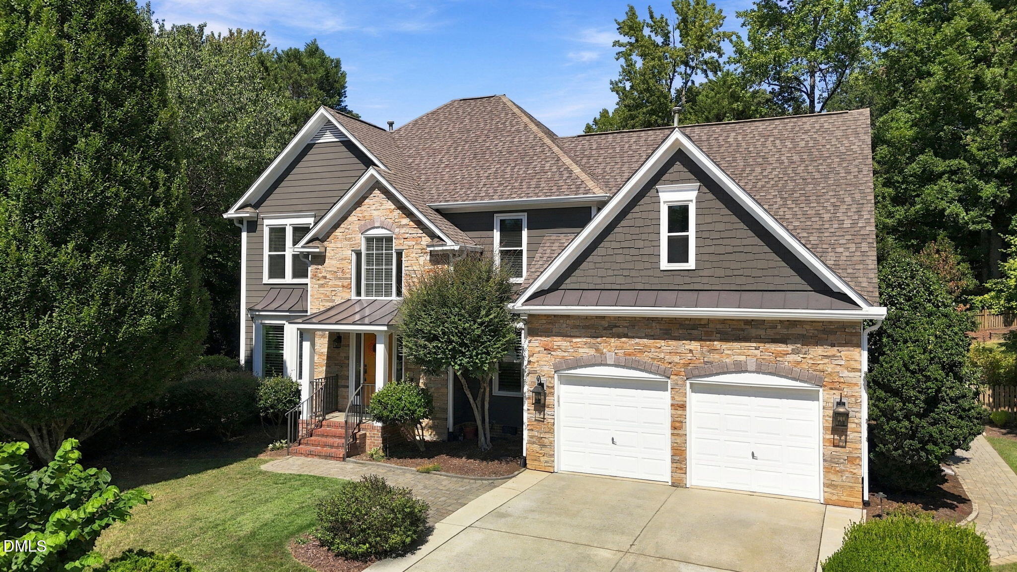 3305 Beret Court Property Photo 2