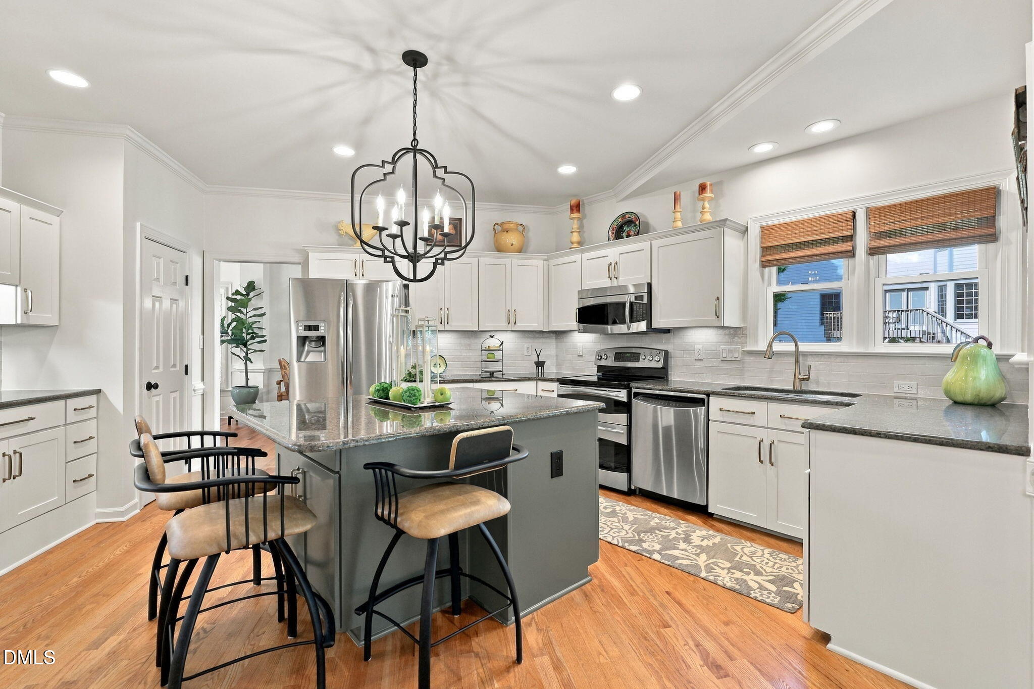 3305 Beret Court Property Photo 9