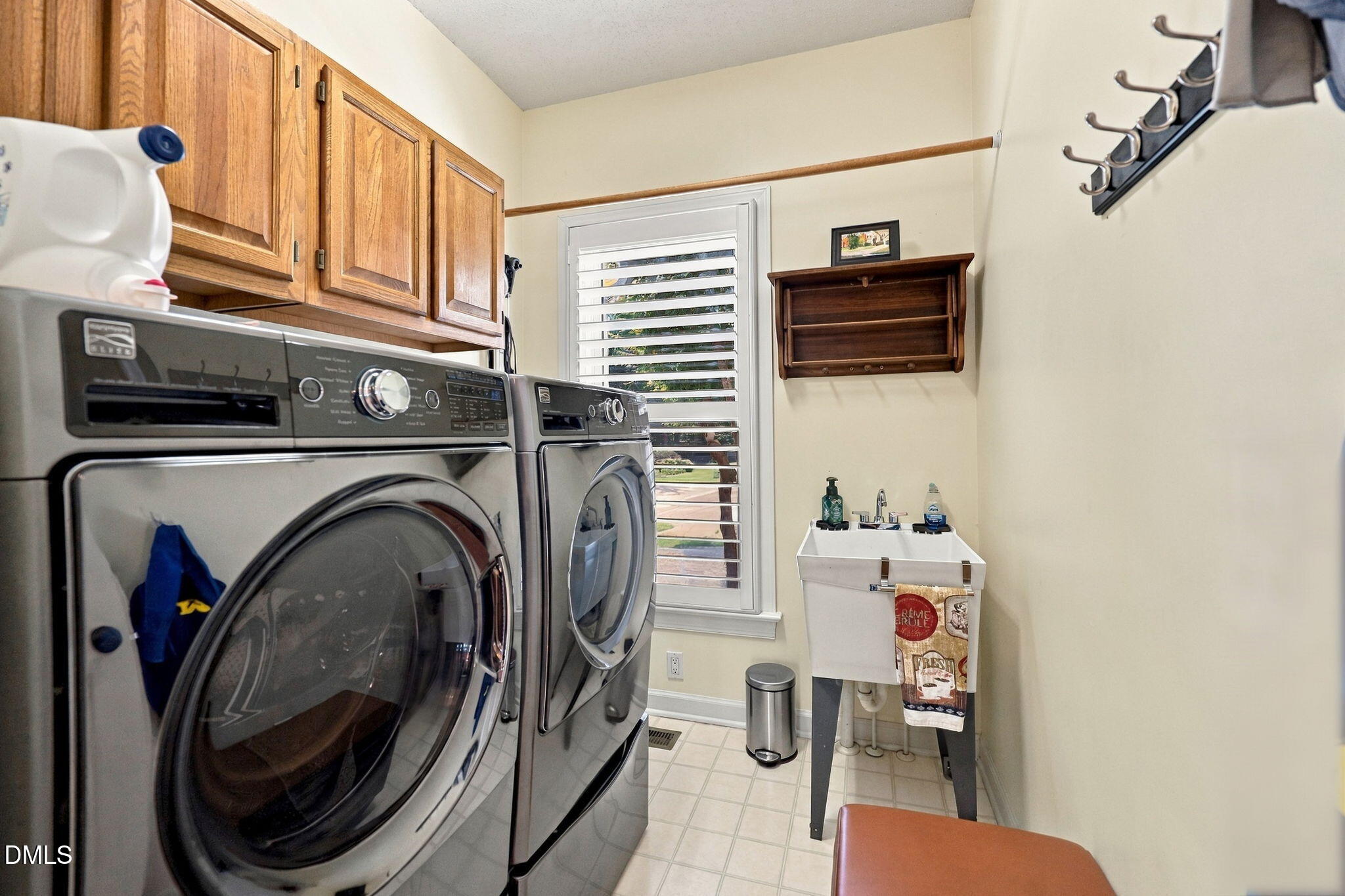 3305 Beret Court Property Photo 21