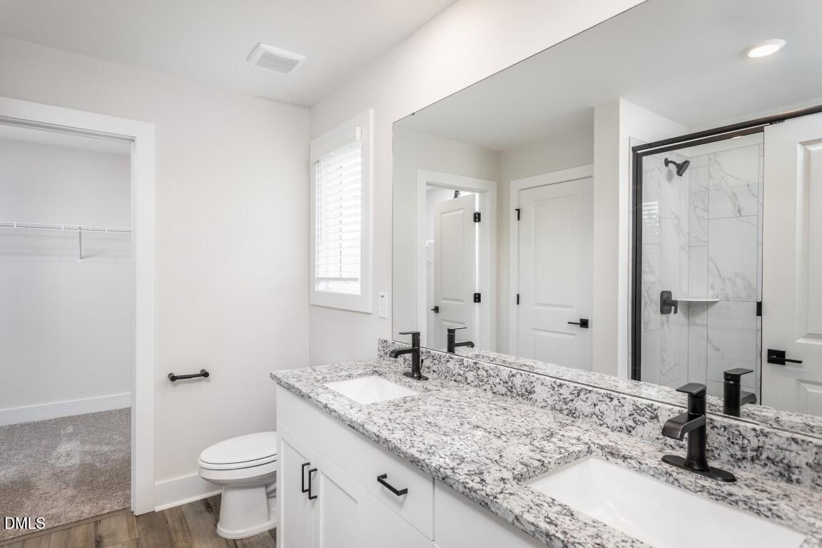 206 Custer Drive Property Photo 14