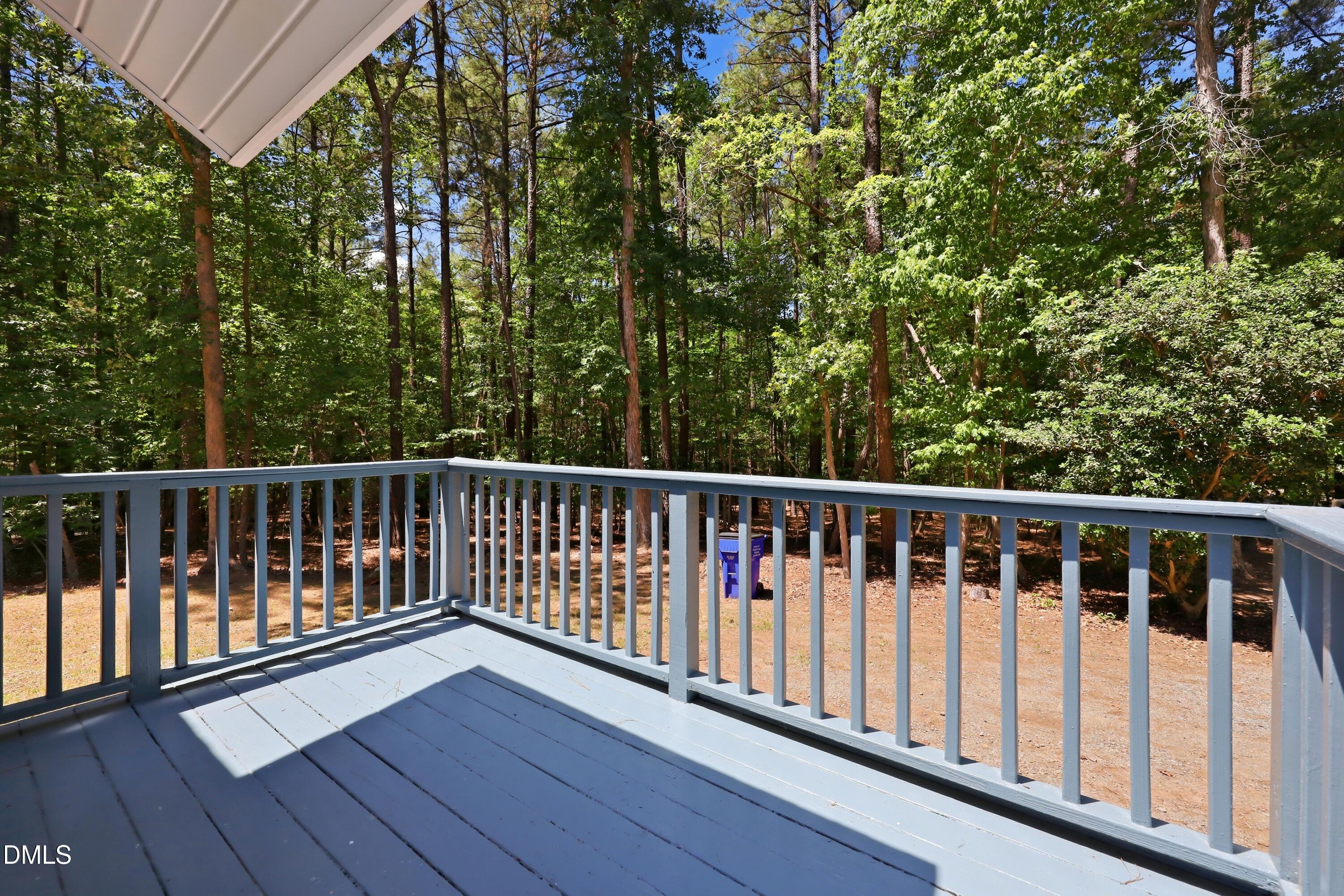 9506 Coachway Property Photo 37