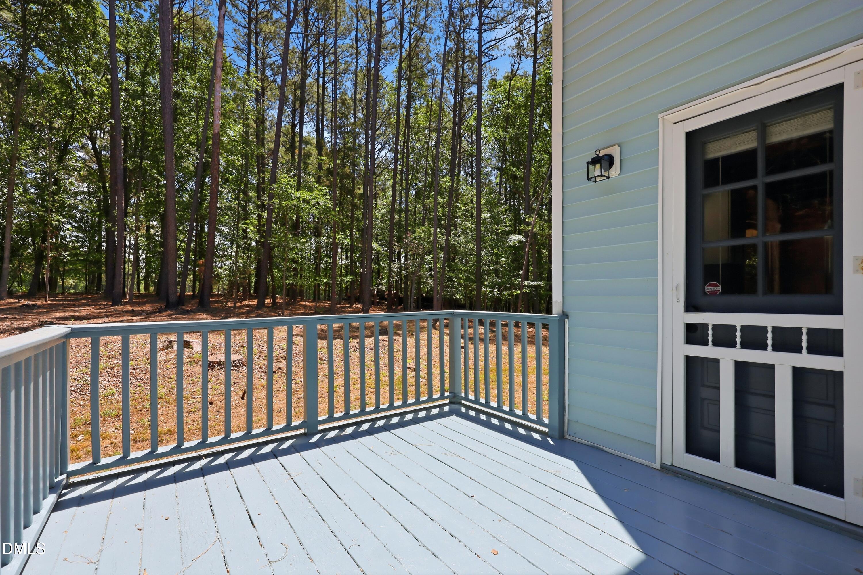 9506 Coachway Property Photo 38