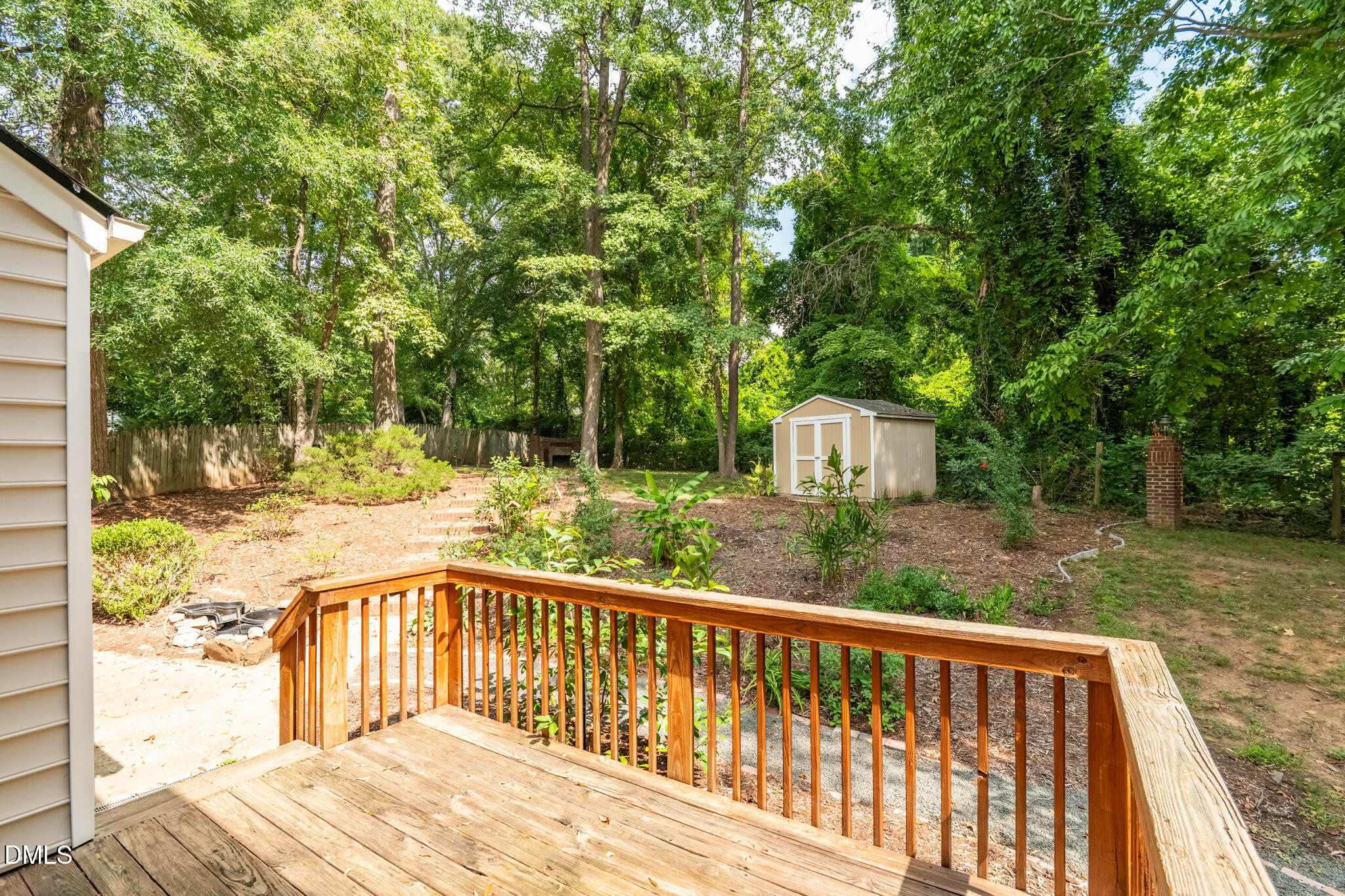 2102 Meade Lane Property Photo 35