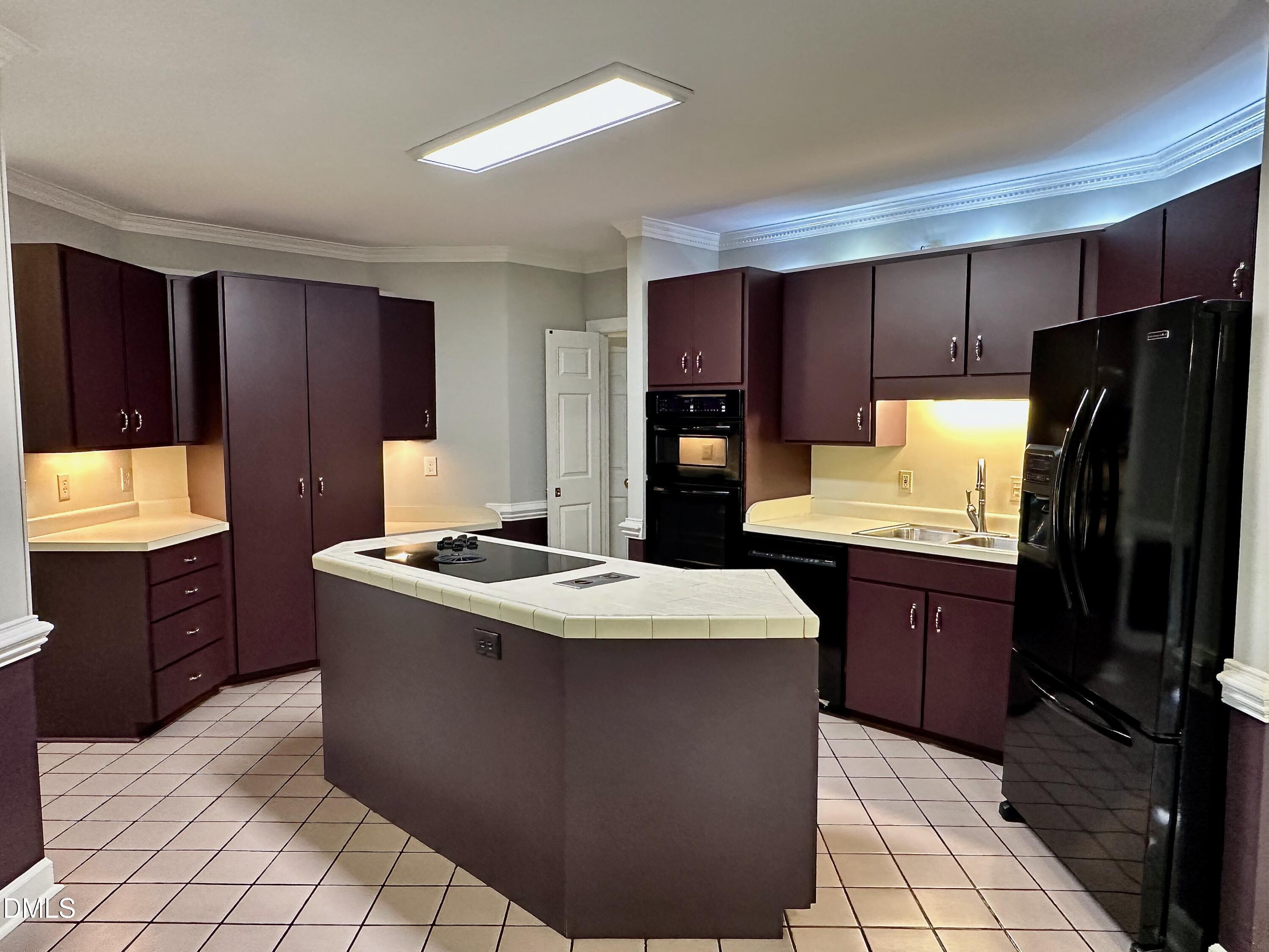 12416 Whartons Way Property Photo 6