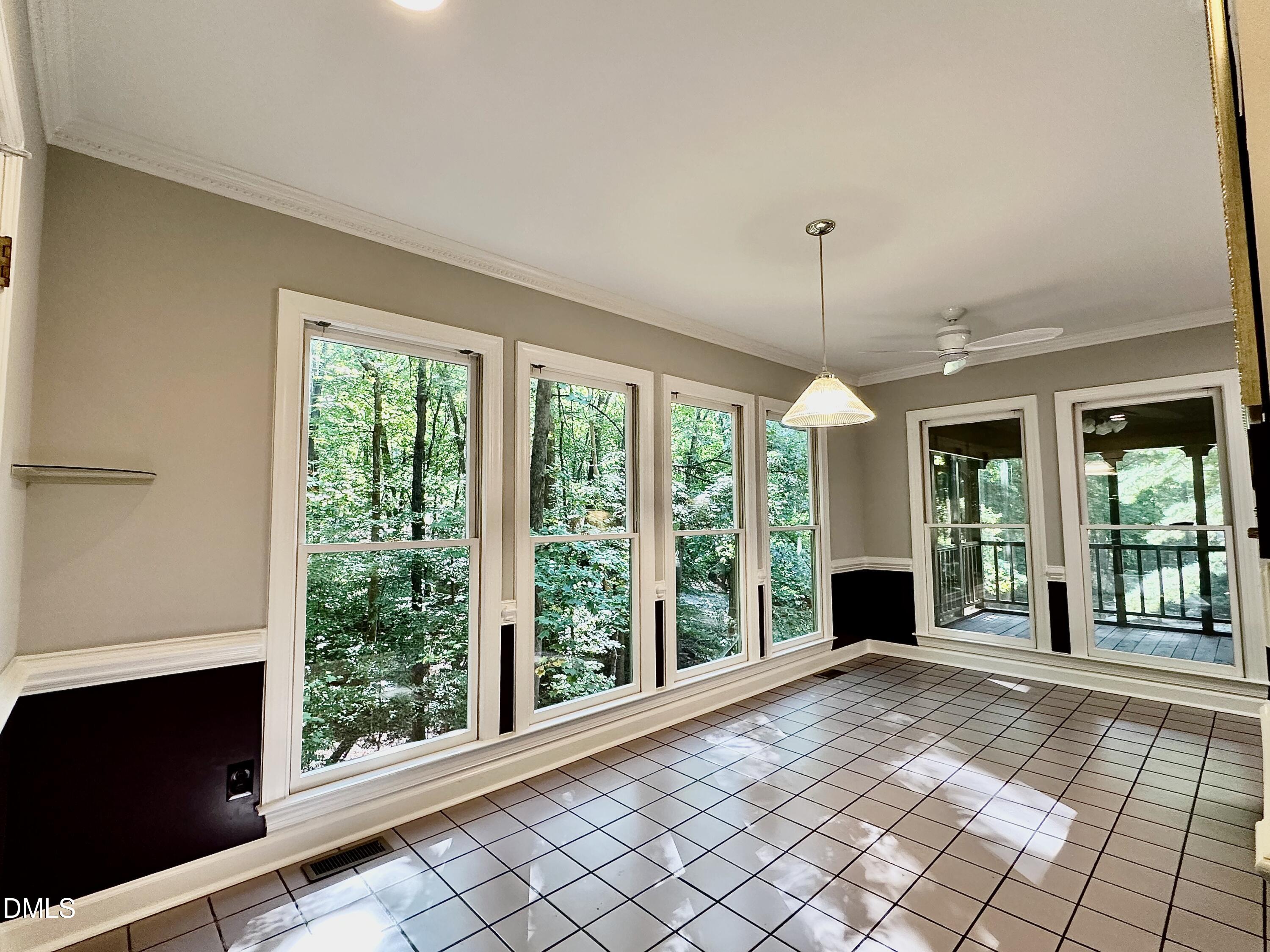 12416 Whartons Way Property Photo 8