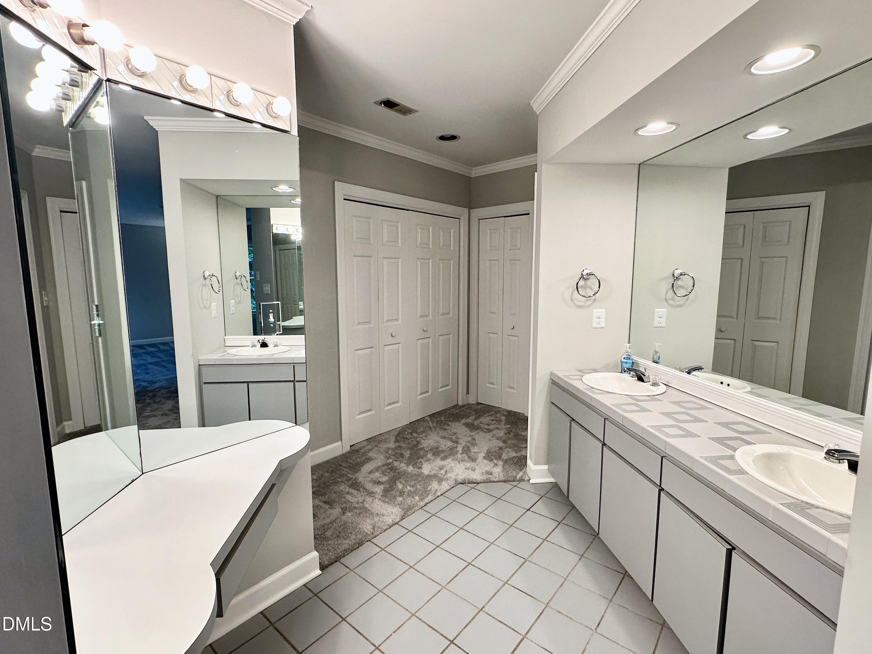 12416 Whartons Way Property Photo 12