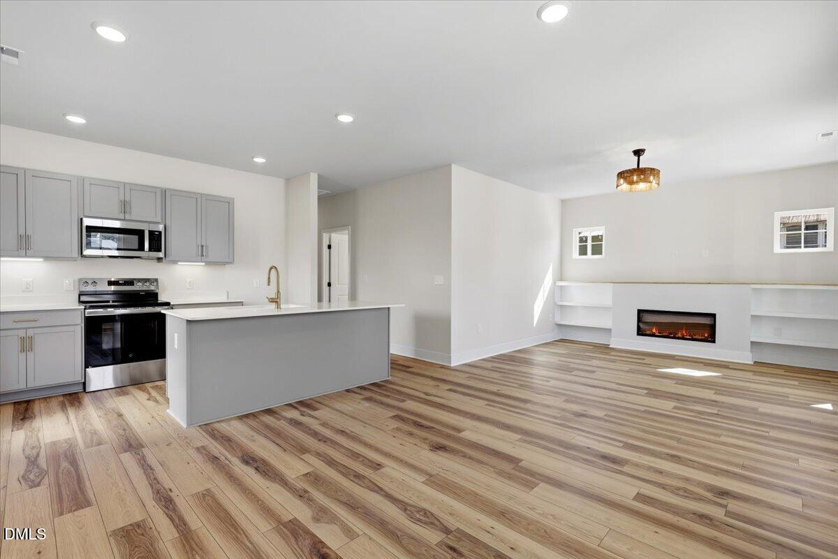 1502 Erwin Road Property Photo 13