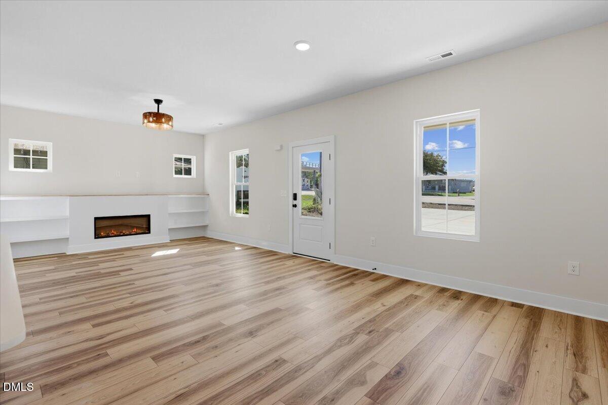 1502 Erwin Road Property Photo 16