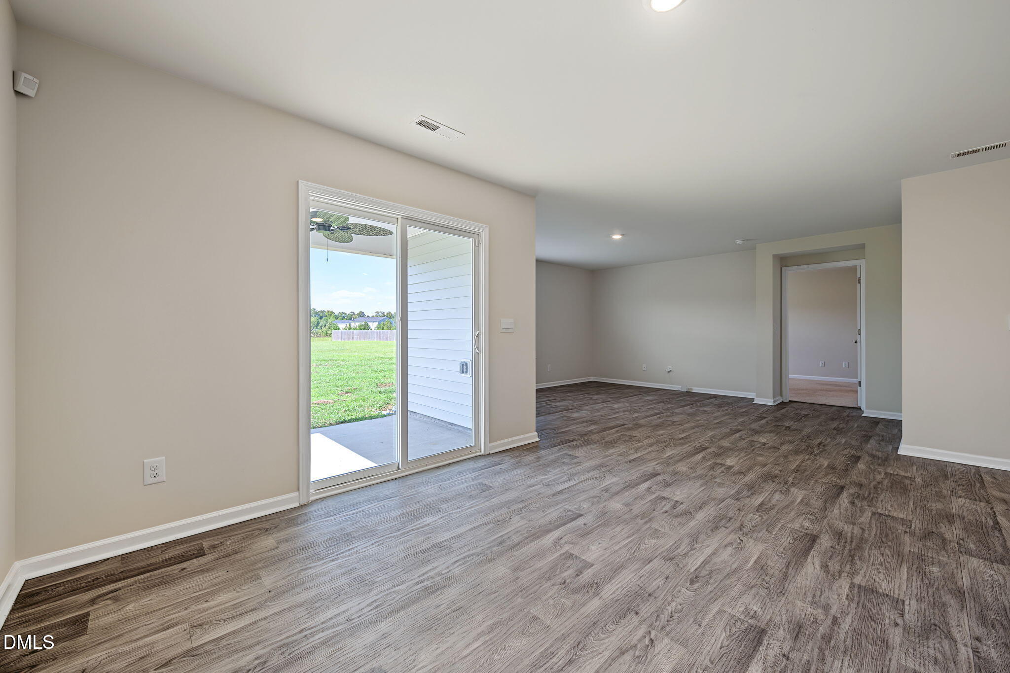 4042 Debbie Drive Property Photo 14