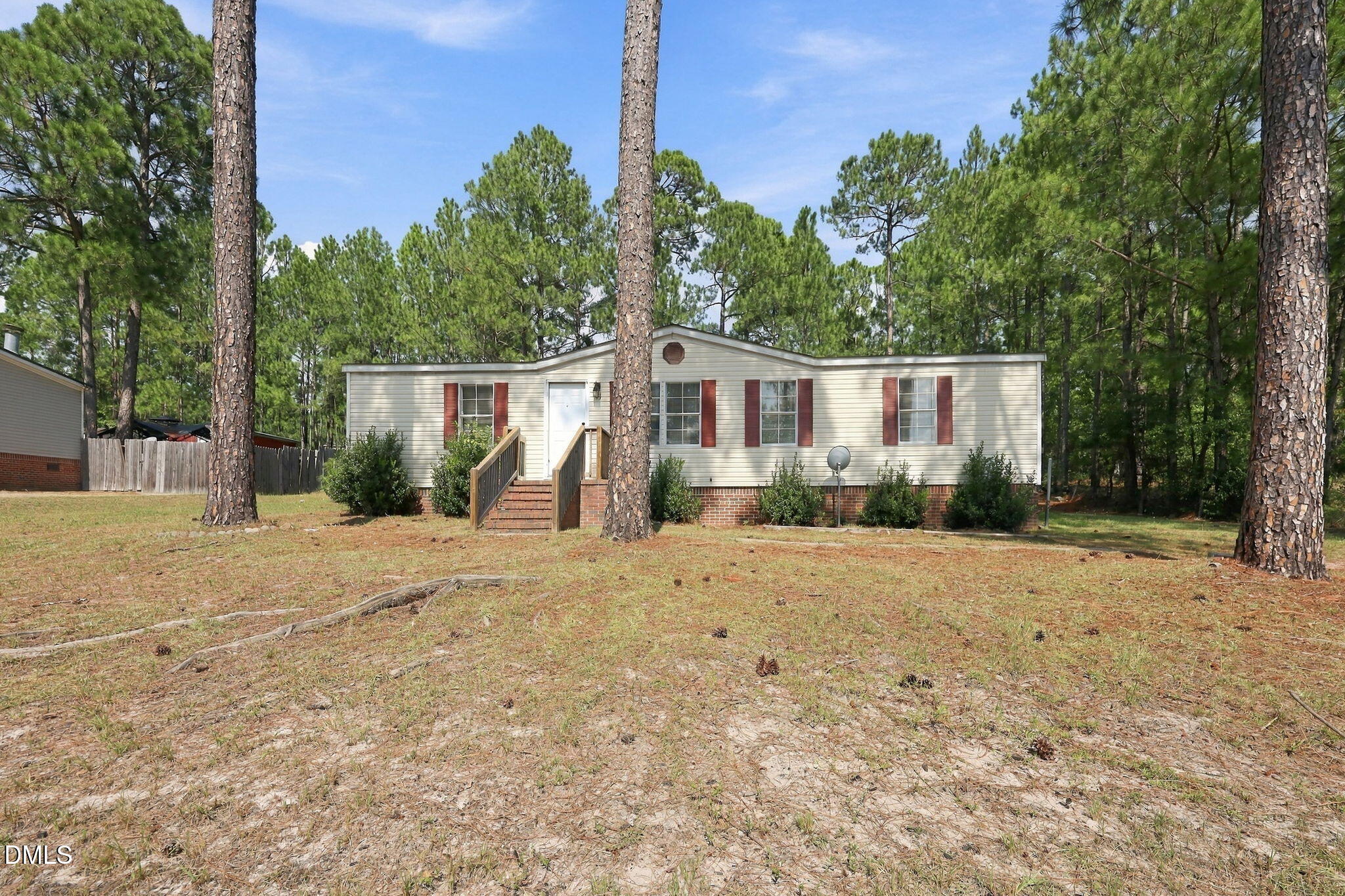 45 Shade Wood Property Photo 1