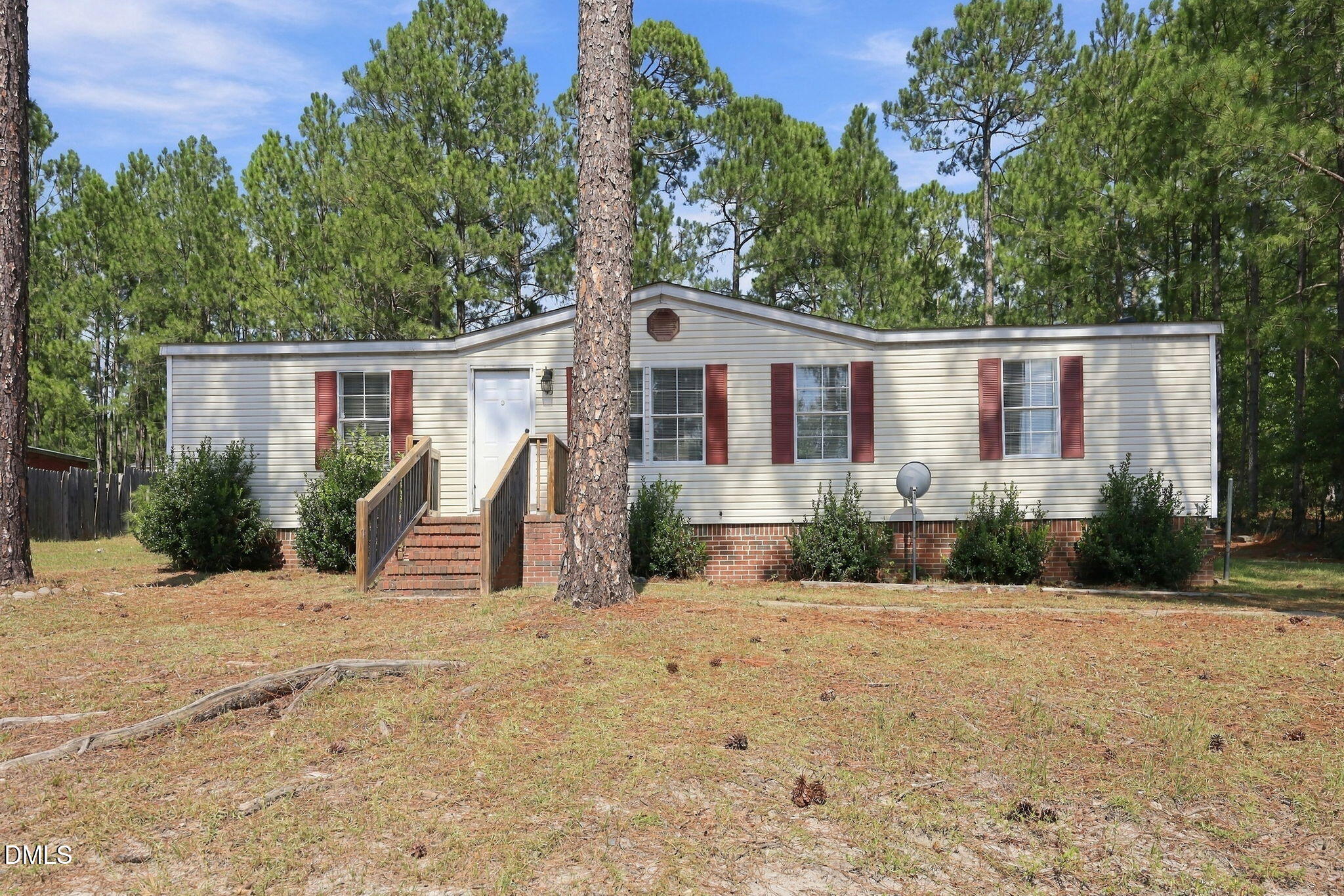 45 Shade Wood Property Photo 2
