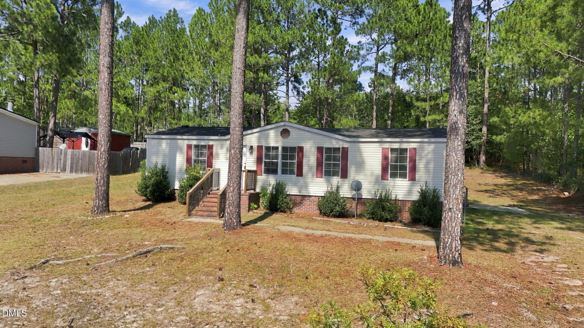 45 Shade Wood Property Photo 7