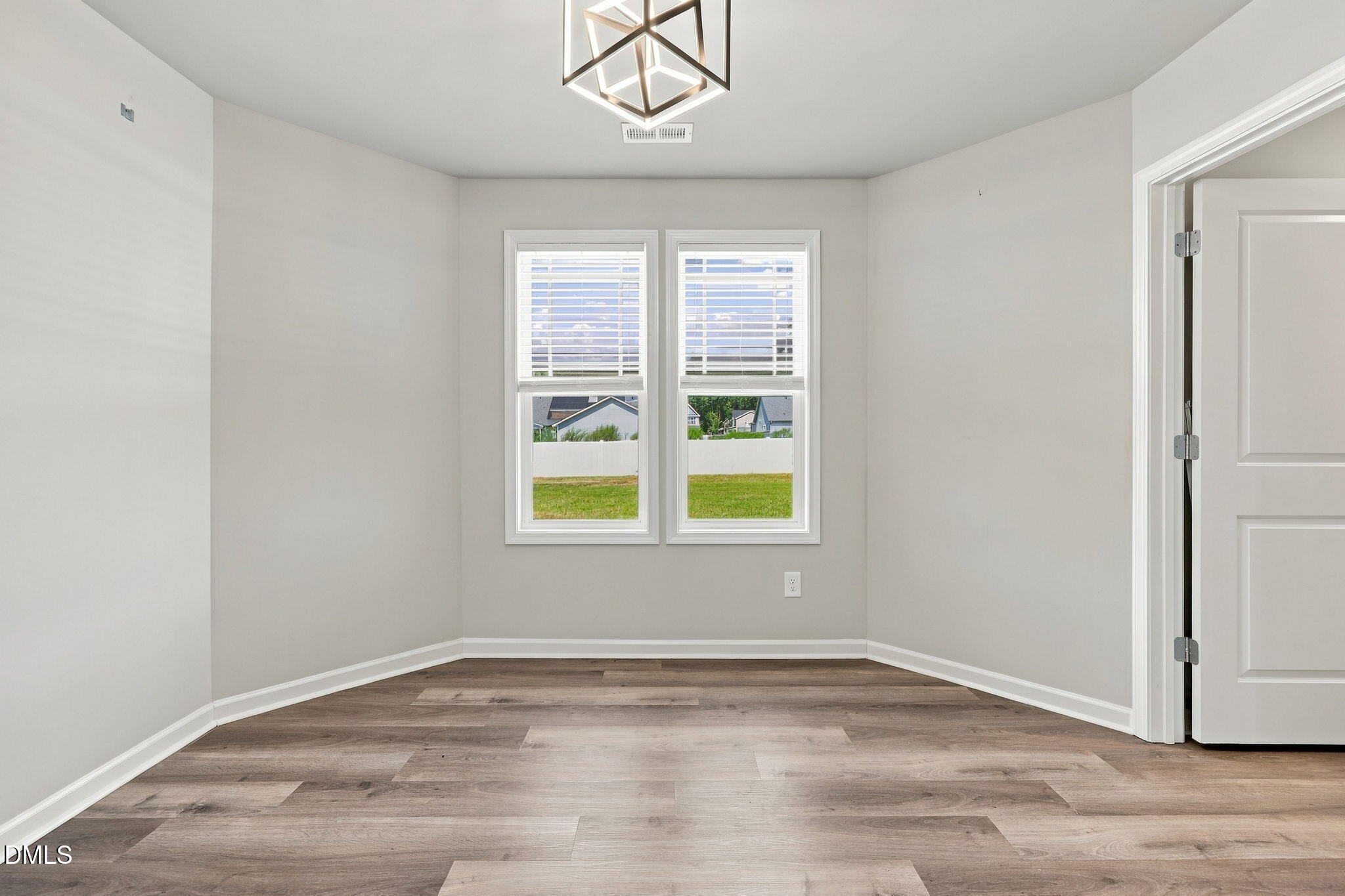 252 Earnest Way Property Photo 14