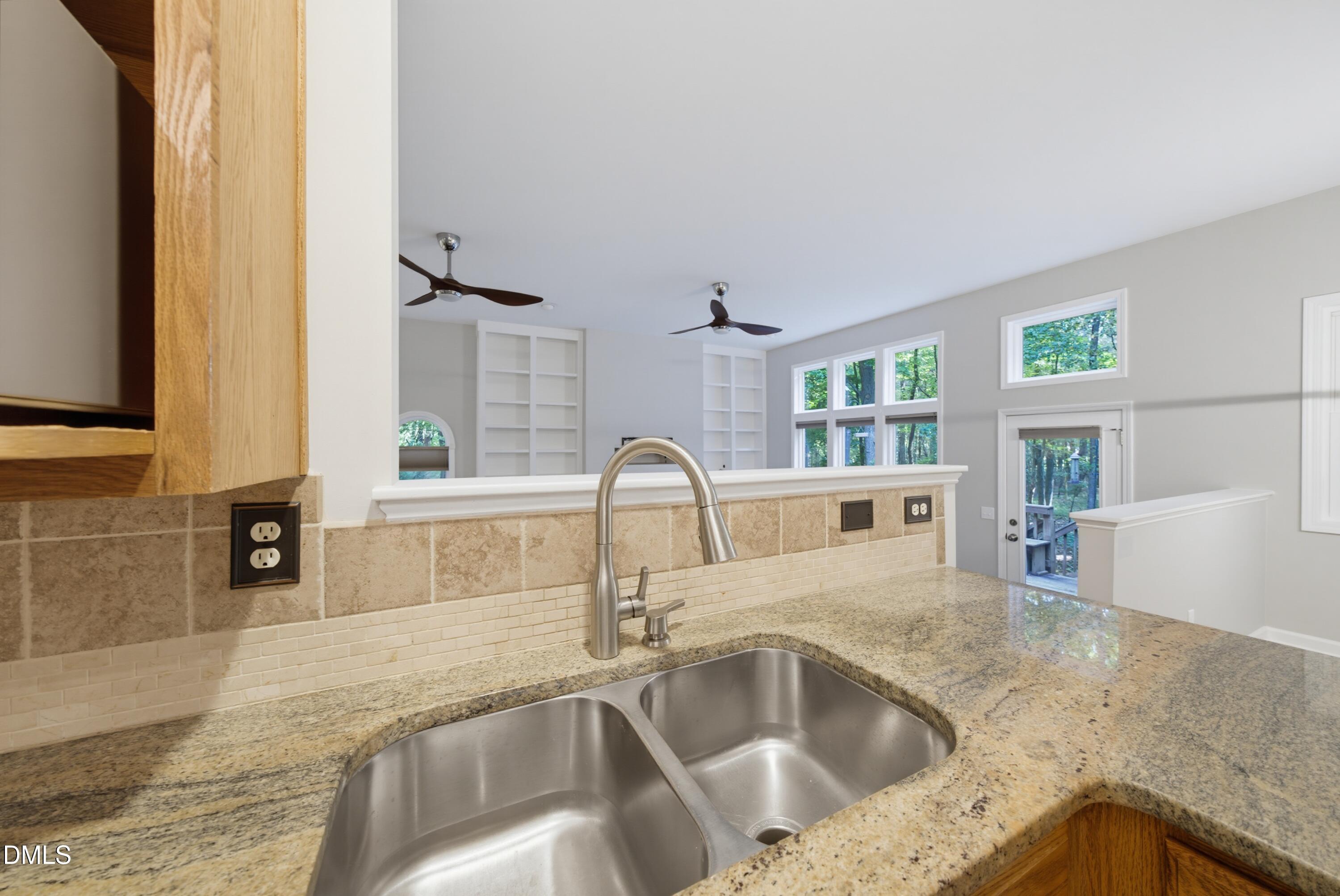 566 Timberknoll Lane Property Photo 15