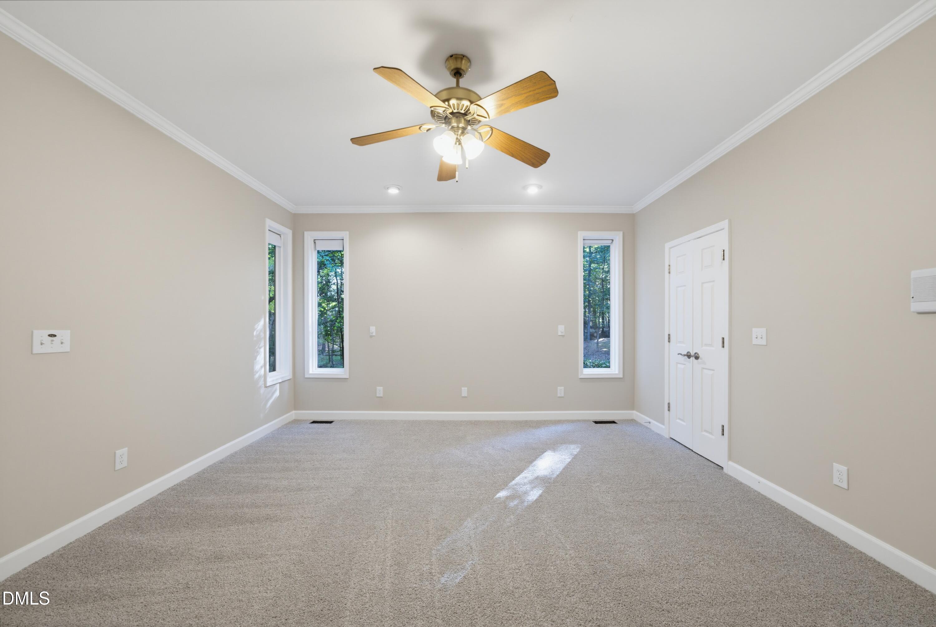 566 Timberknoll Lane Property Photo 20