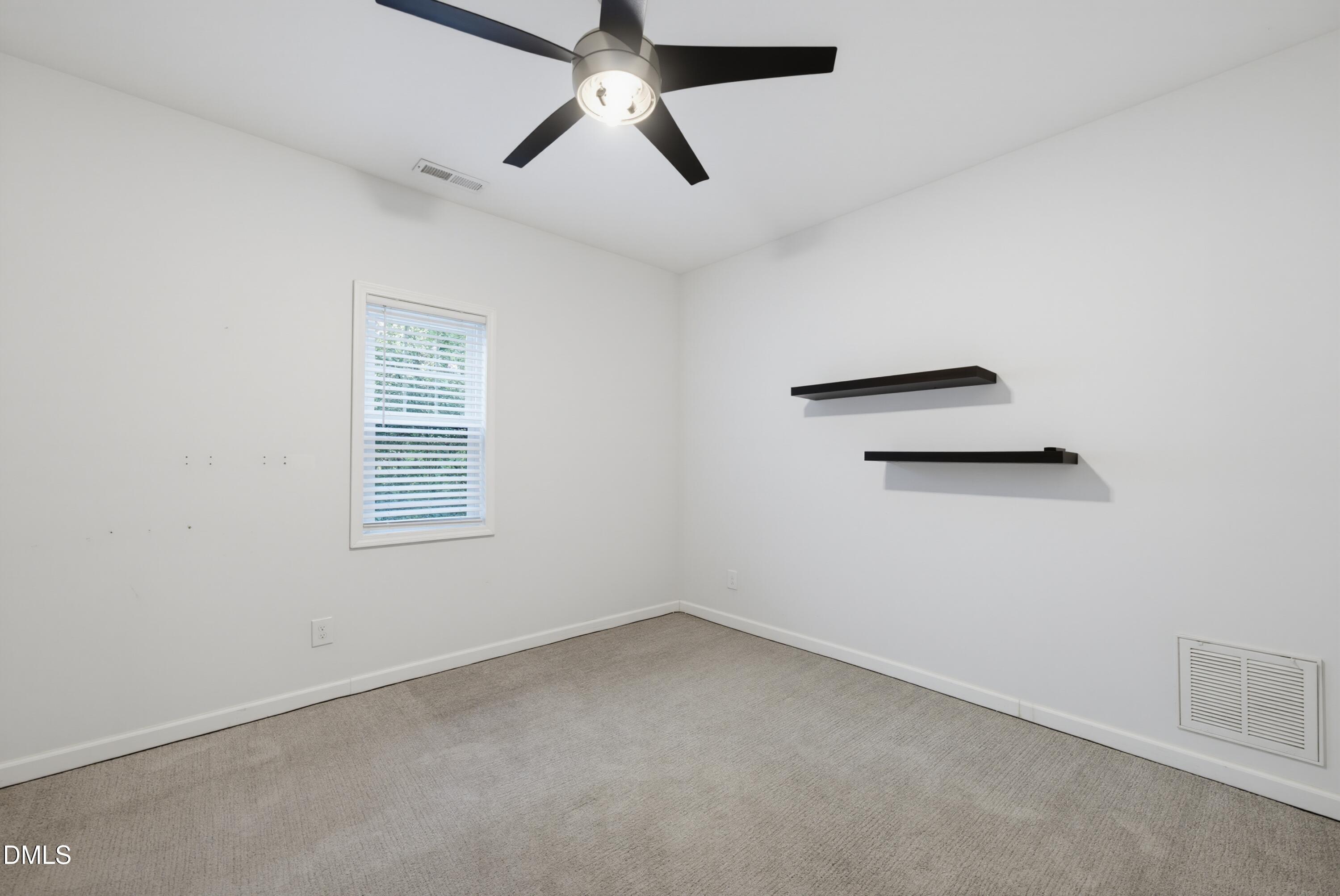 566 Timberknoll Lane Property Photo 27