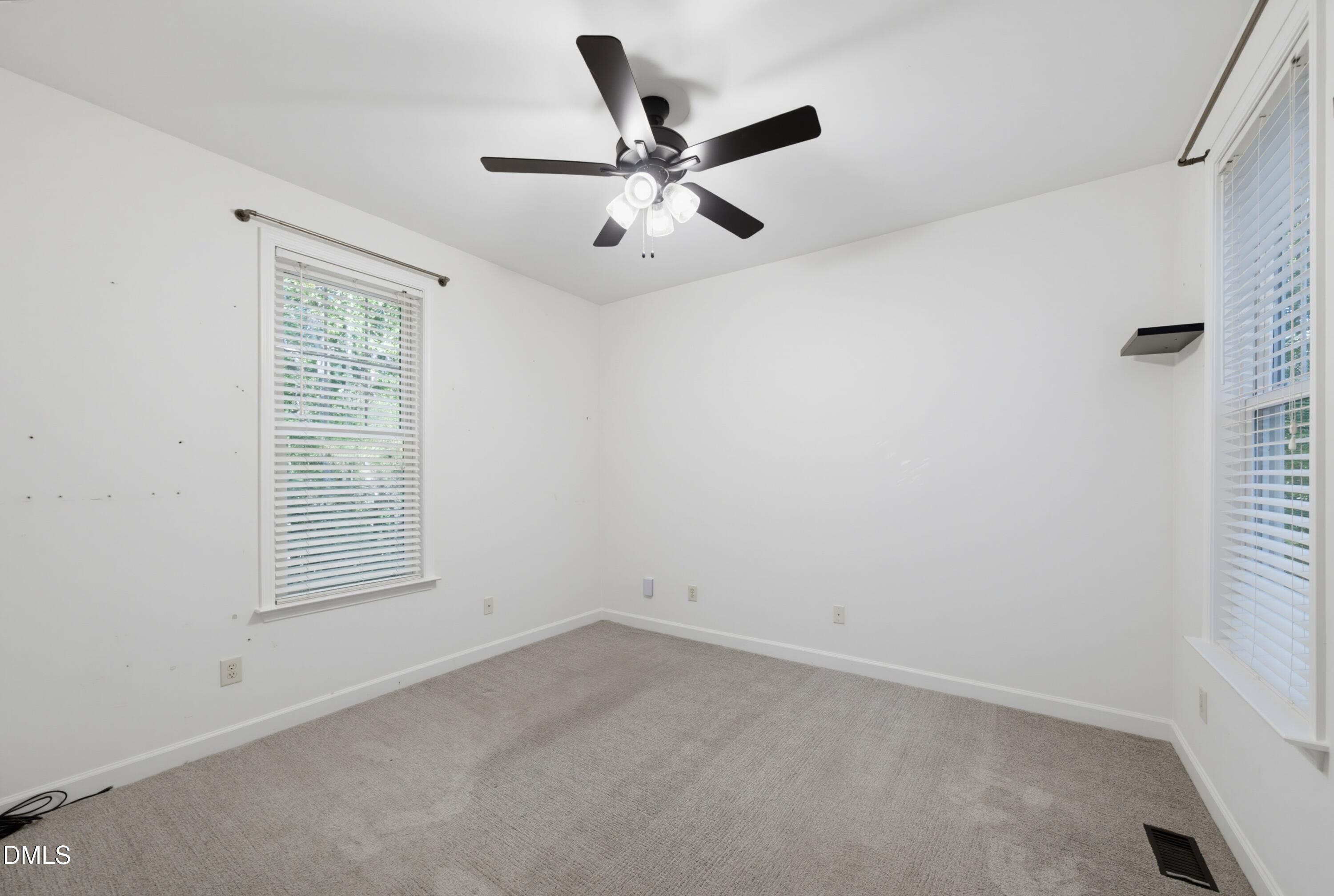 566 Timberknoll Lane Property Photo 33
