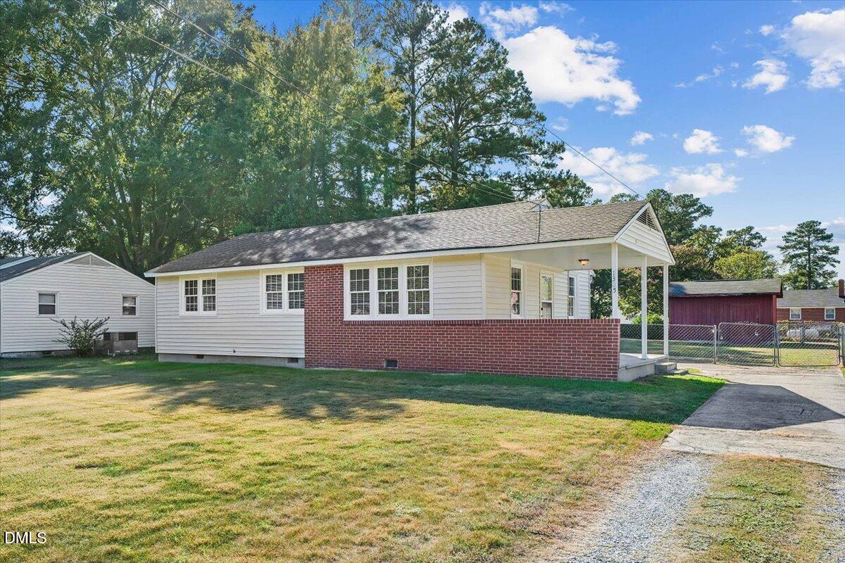 1305 N Robin Street Property Photo 1