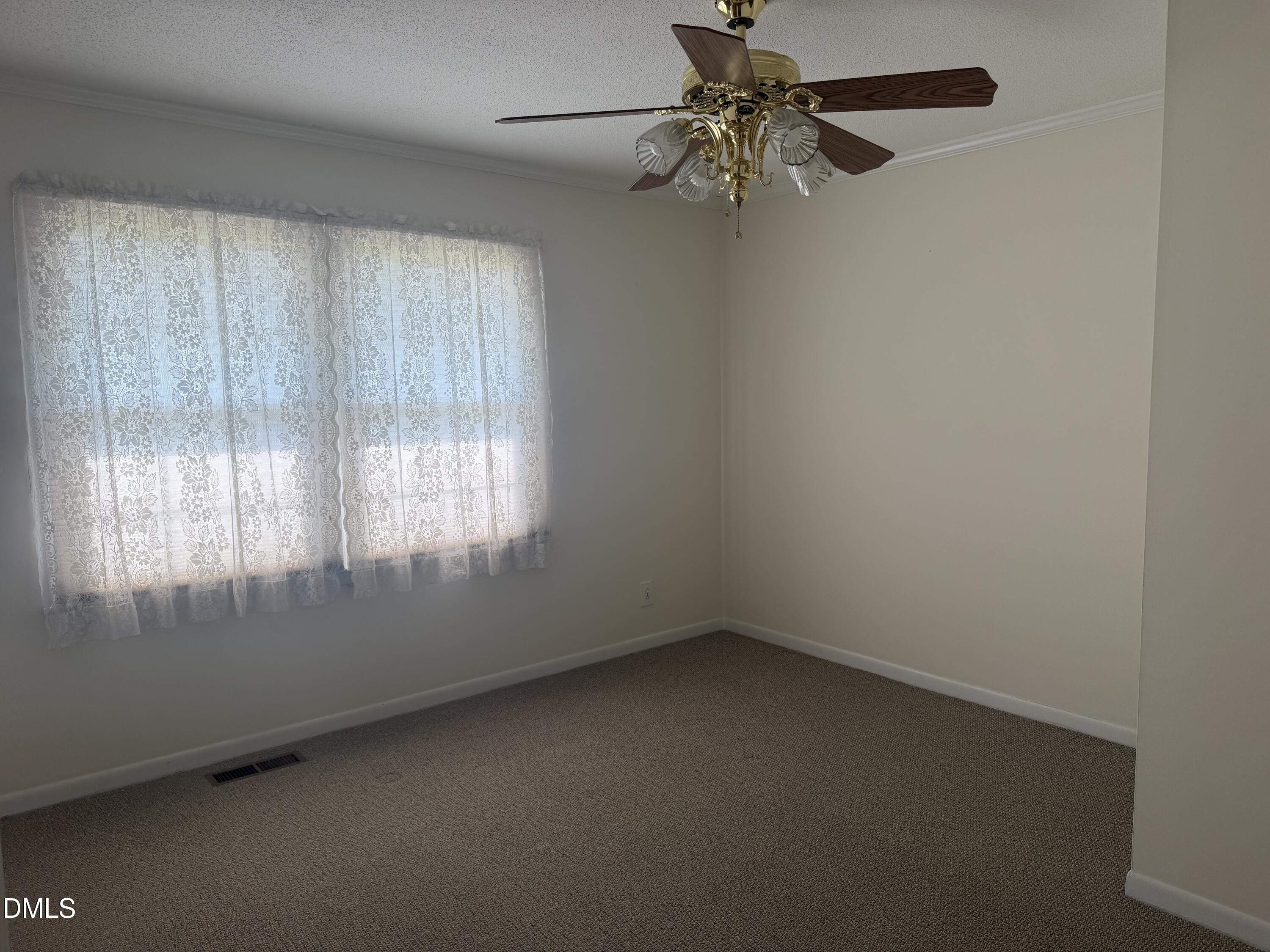 406 Woodruff Road Property Photo 8