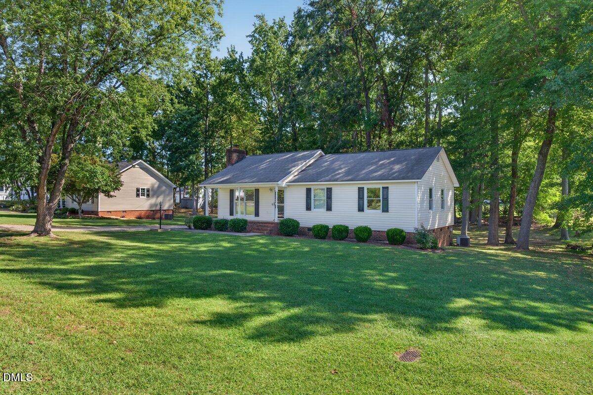 102 Meadow Park Property Photo 1