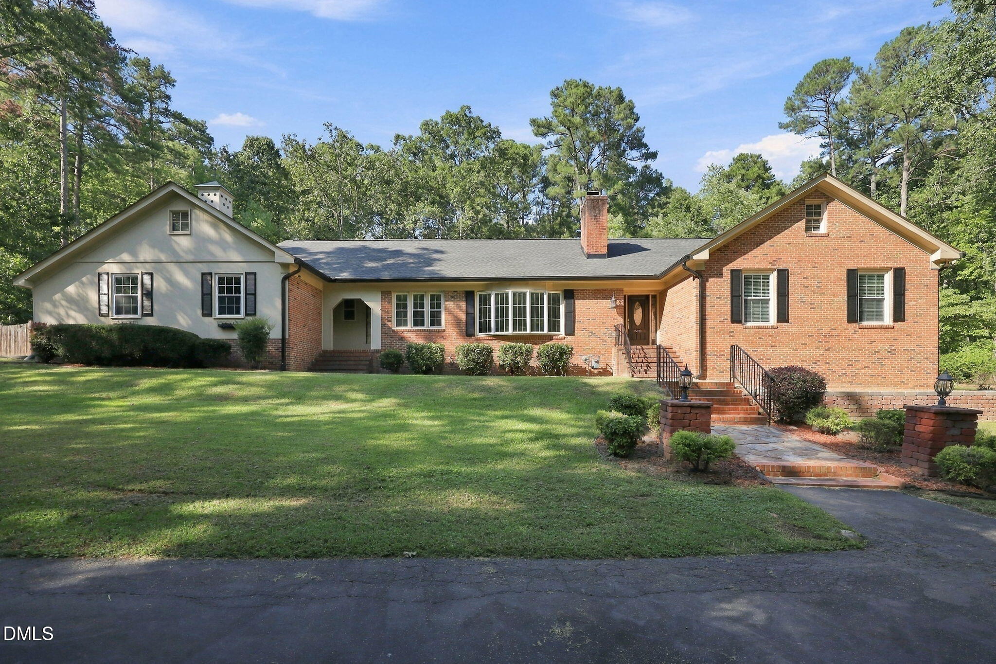 510 Valley Road Property Photo 1