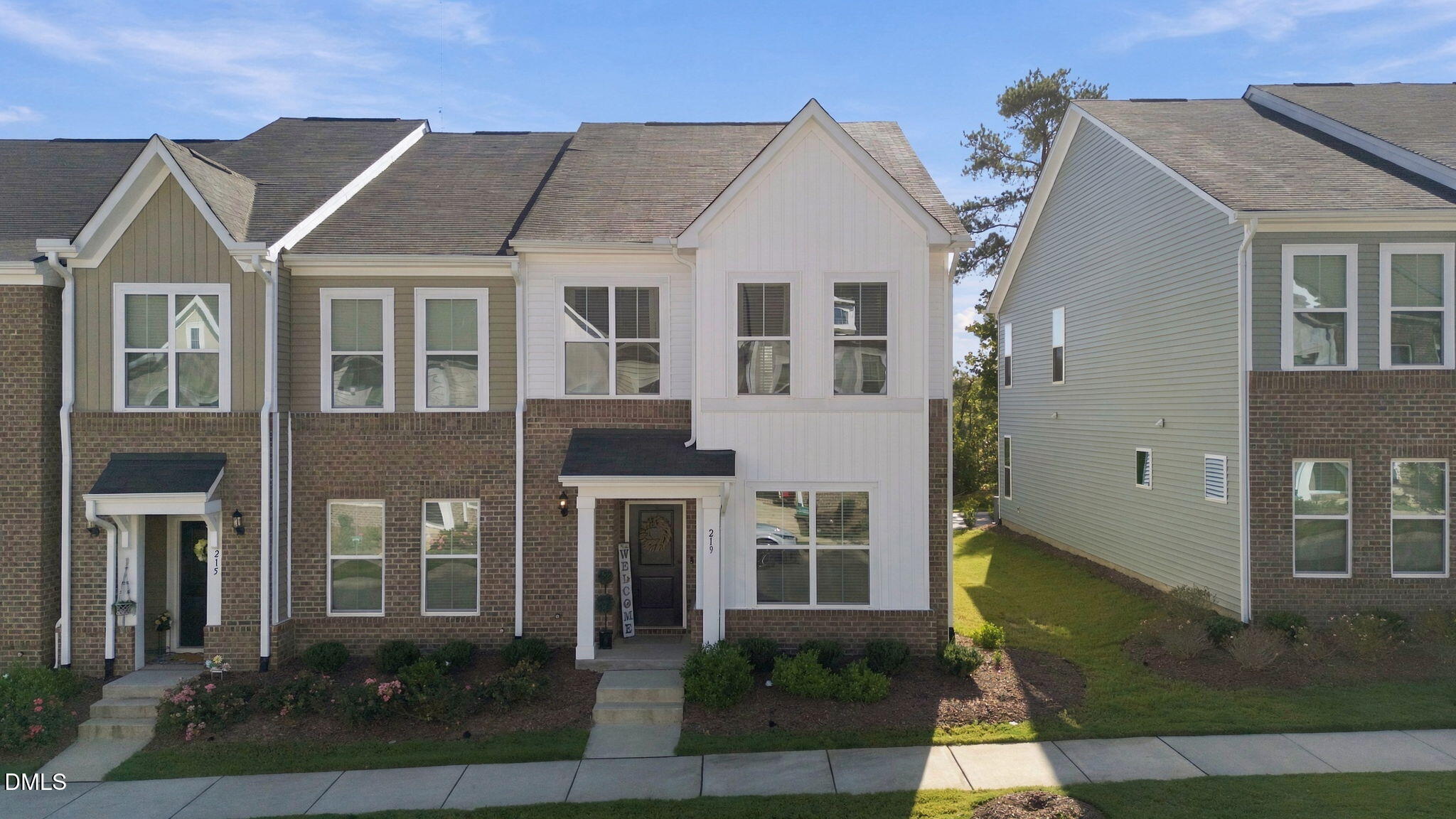 219 Chesapeake Commons Street Property Photo 1