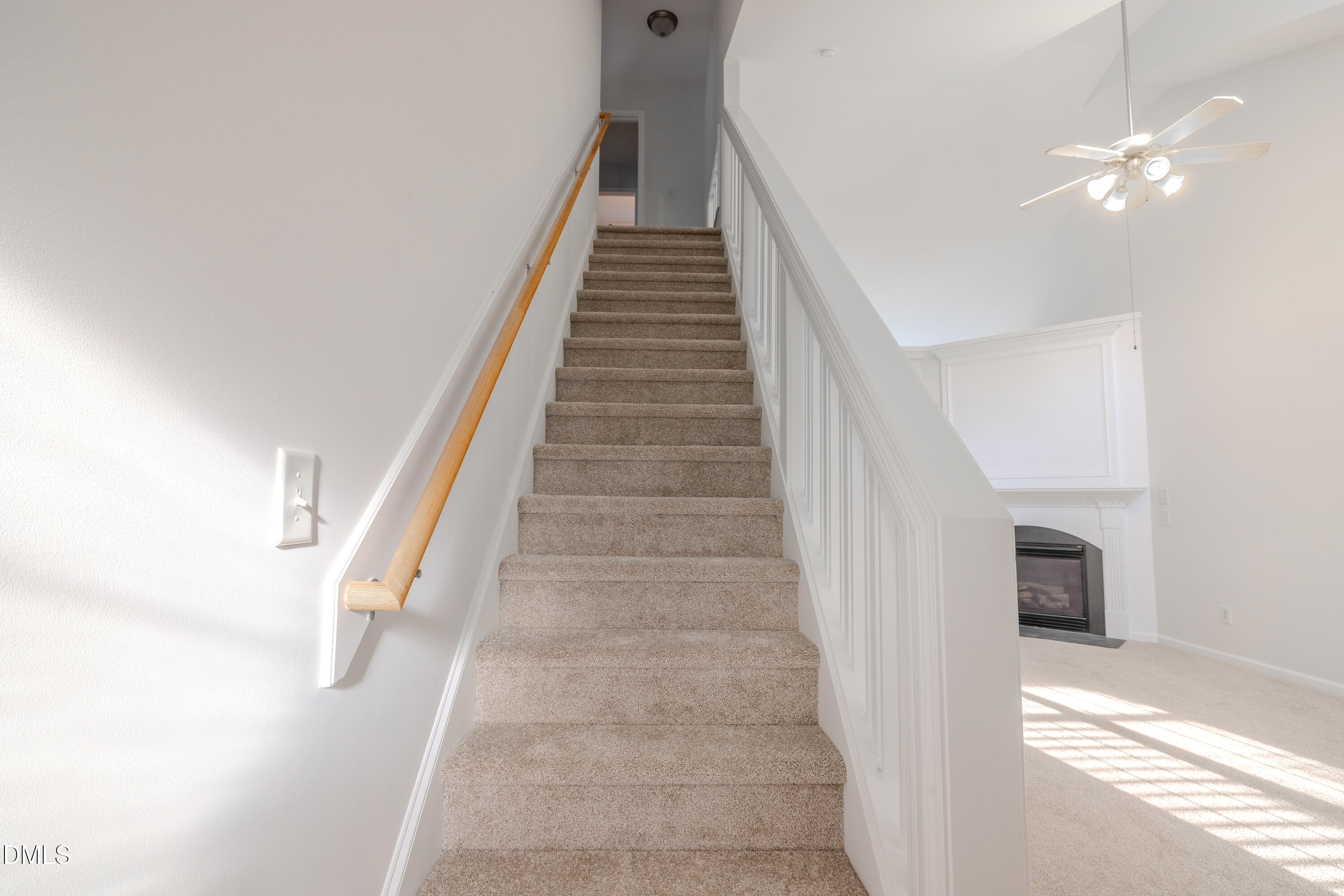 8116 Rolling Glenn Drive Property Photo 4