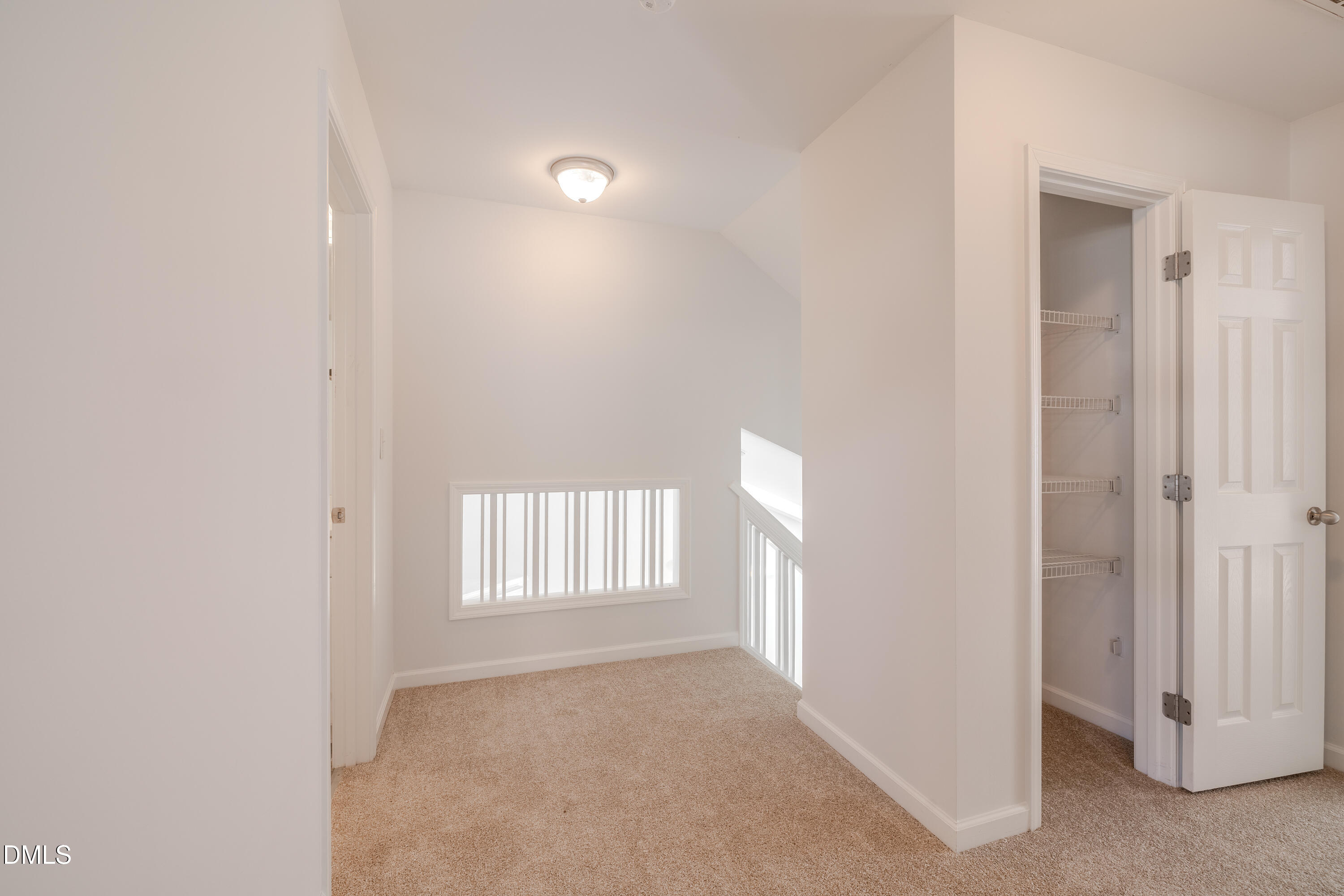 8116 Rolling Glenn Drive Property Photo 5