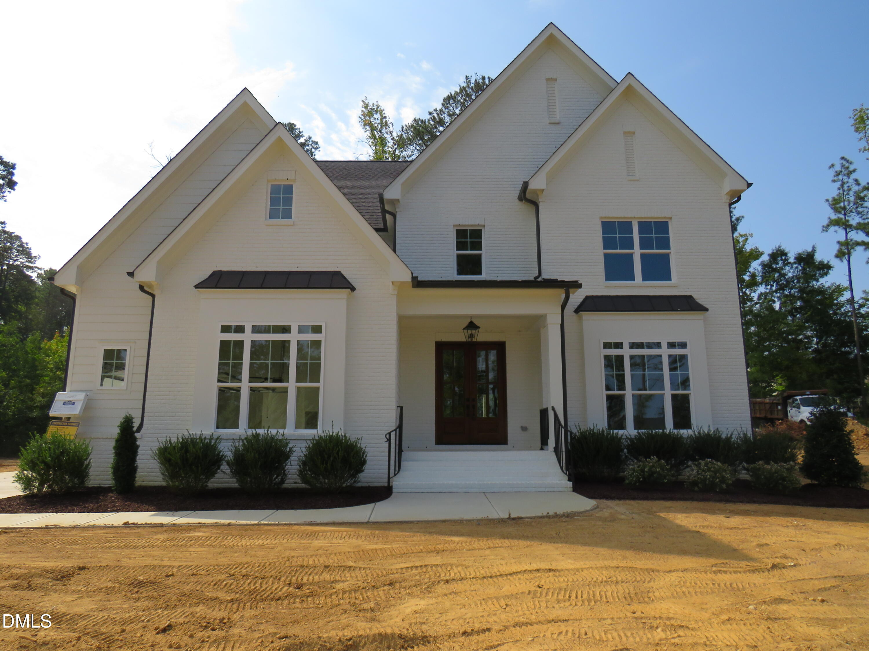 7711 Roberts Road Property Photo 1