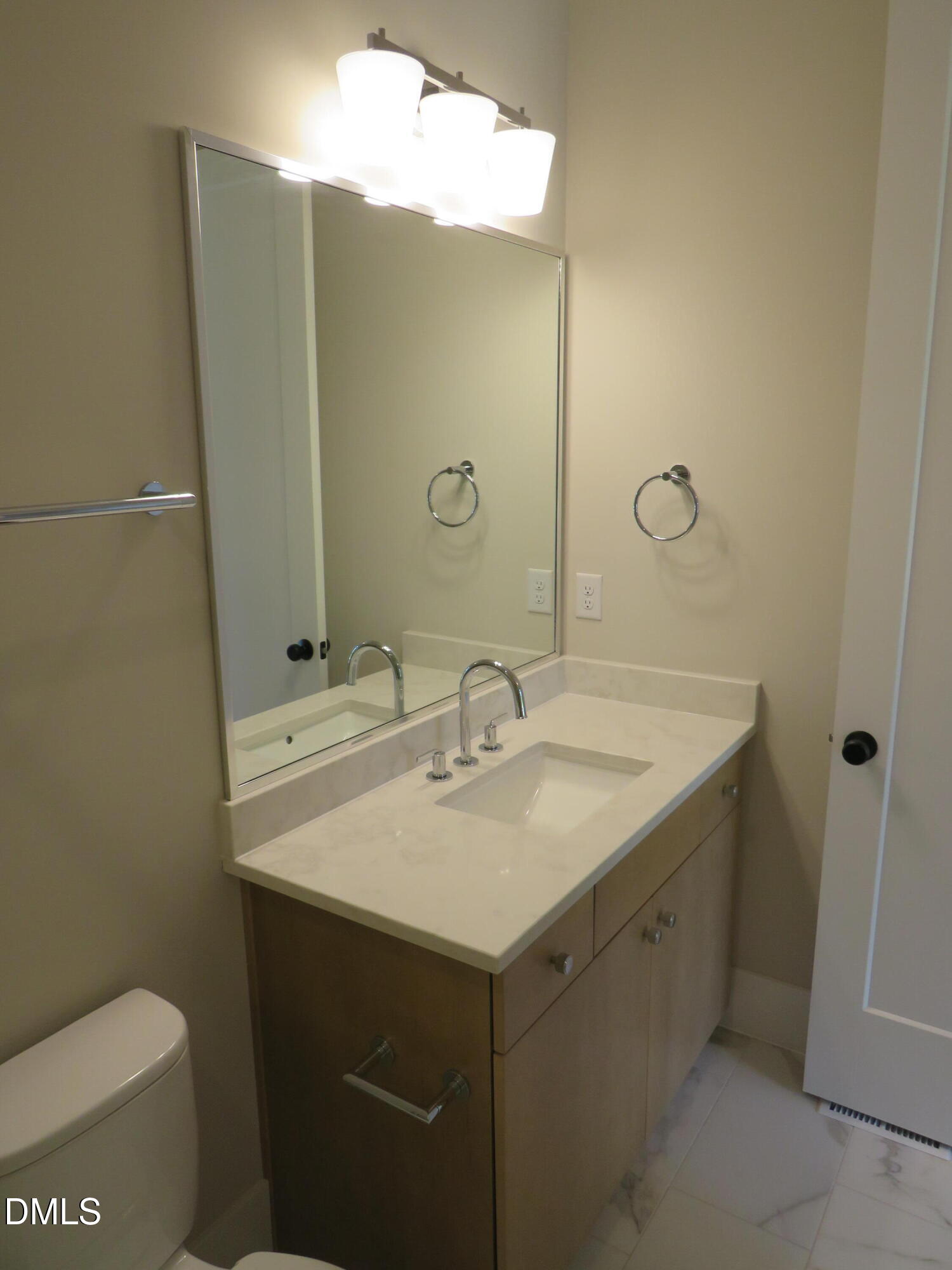 7711 Roberts Road Property Photo 8