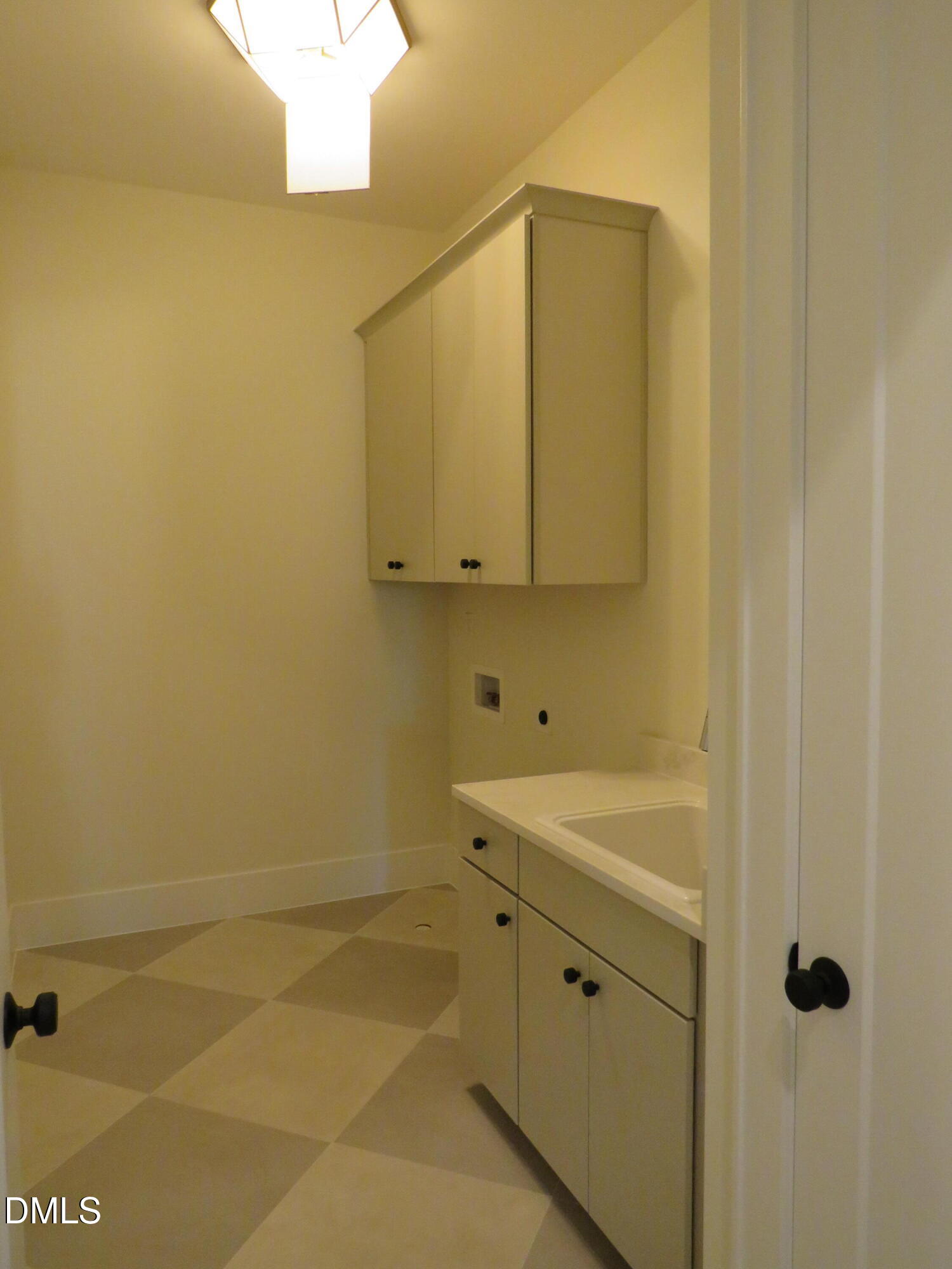 7711 Roberts Road Property Photo 38