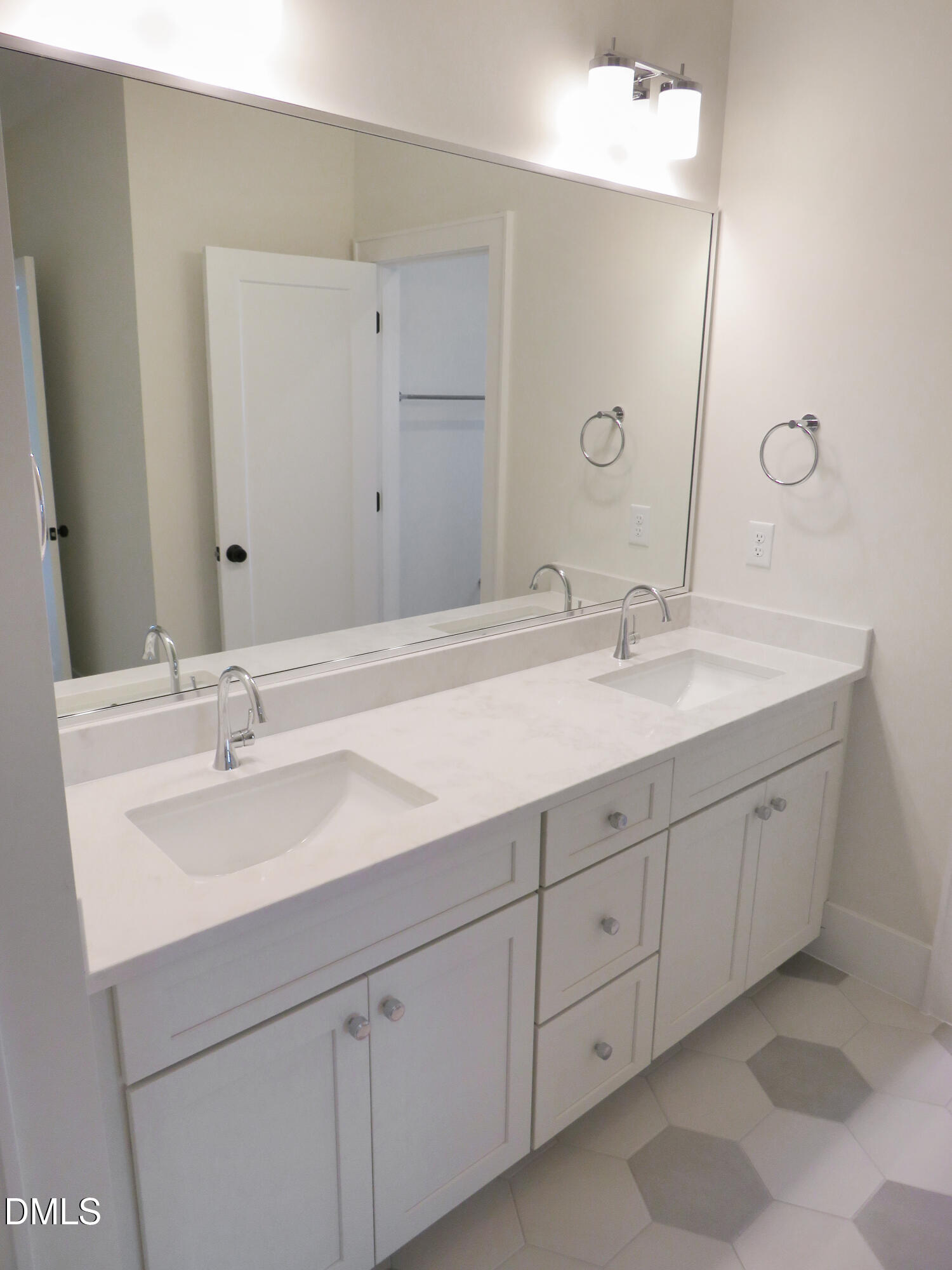 7711 Roberts Road Property Photo 42