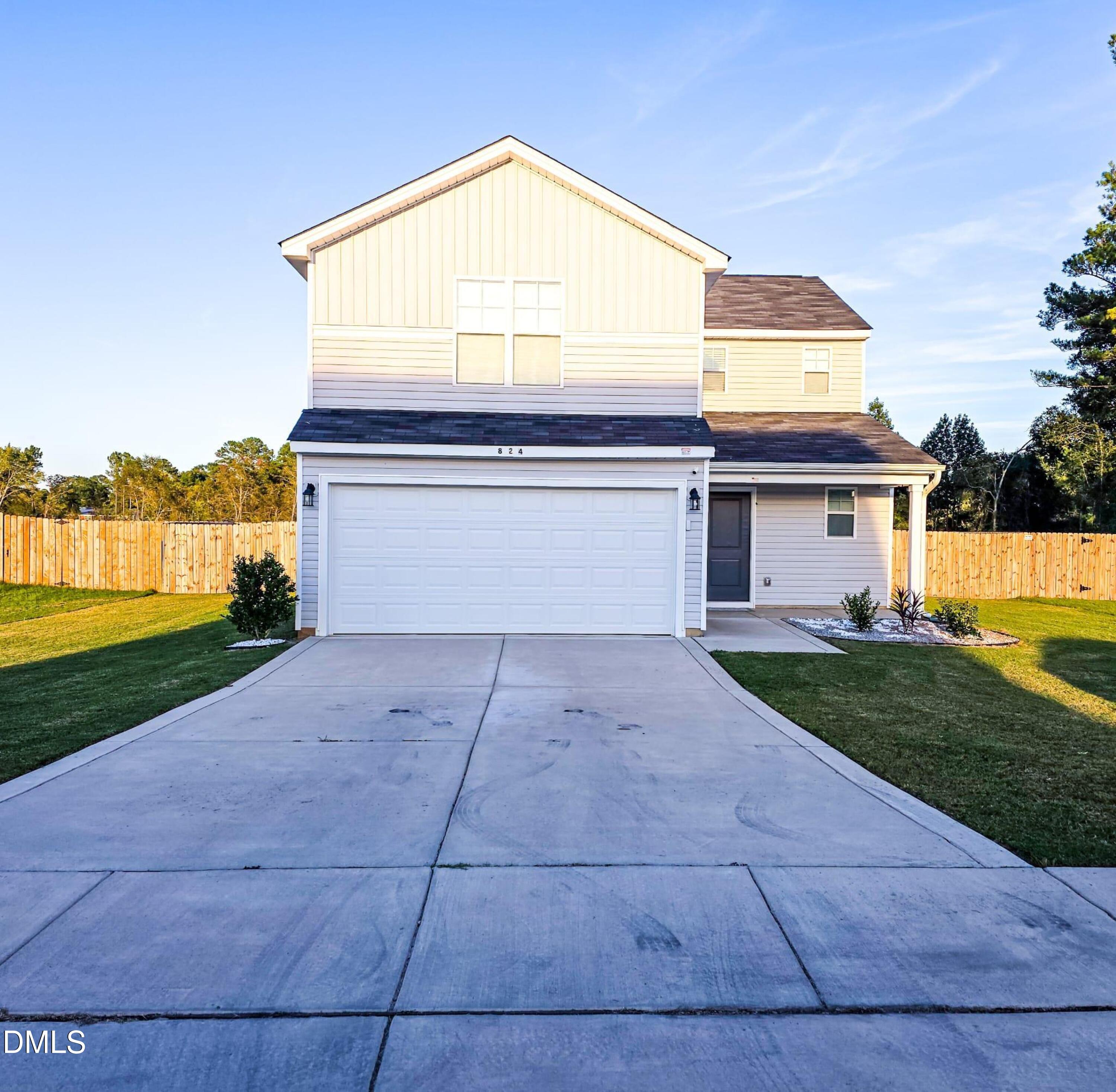 824 Old Angus Lane Property Photo 1