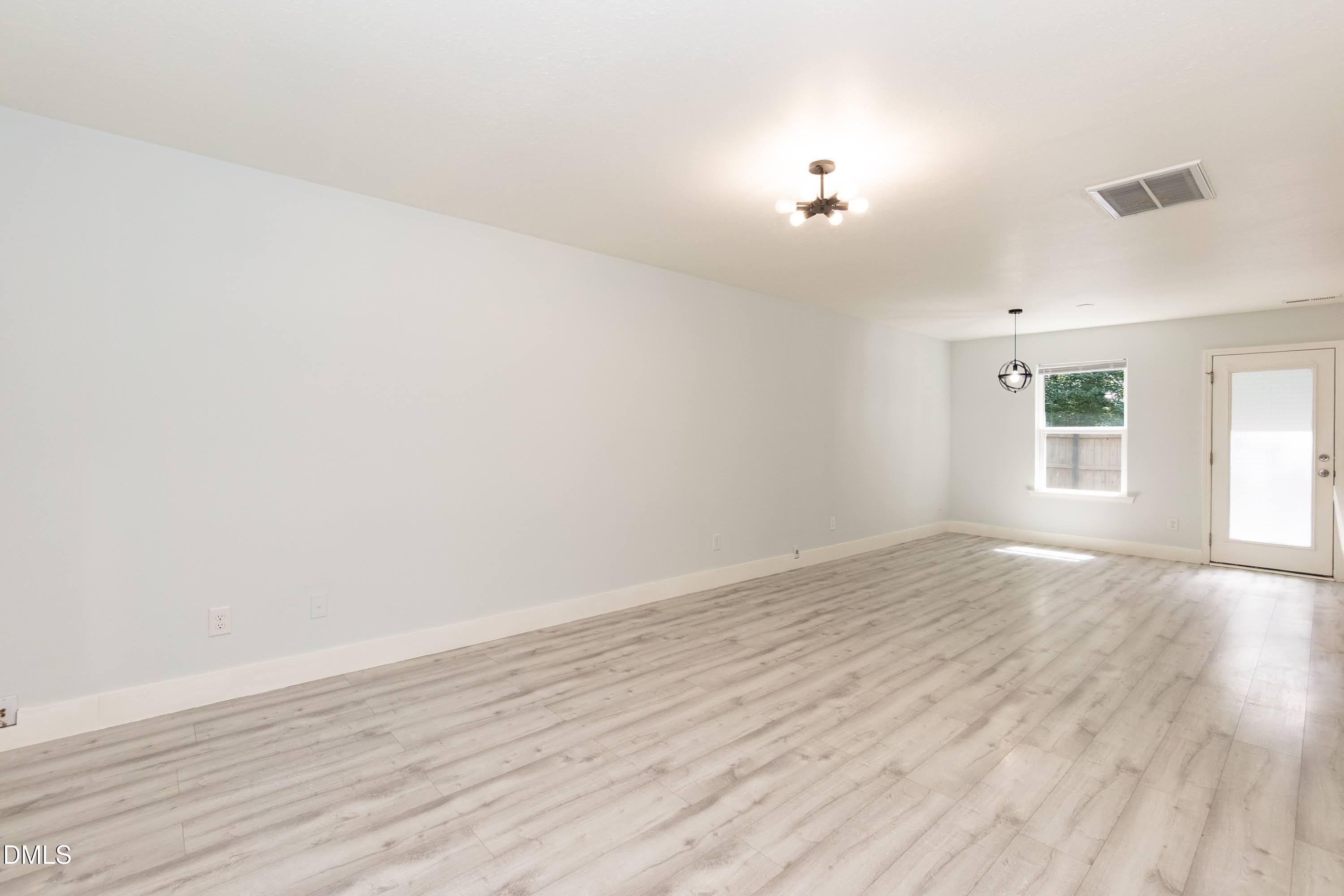 117 Stephenson Drive Property Photo 8