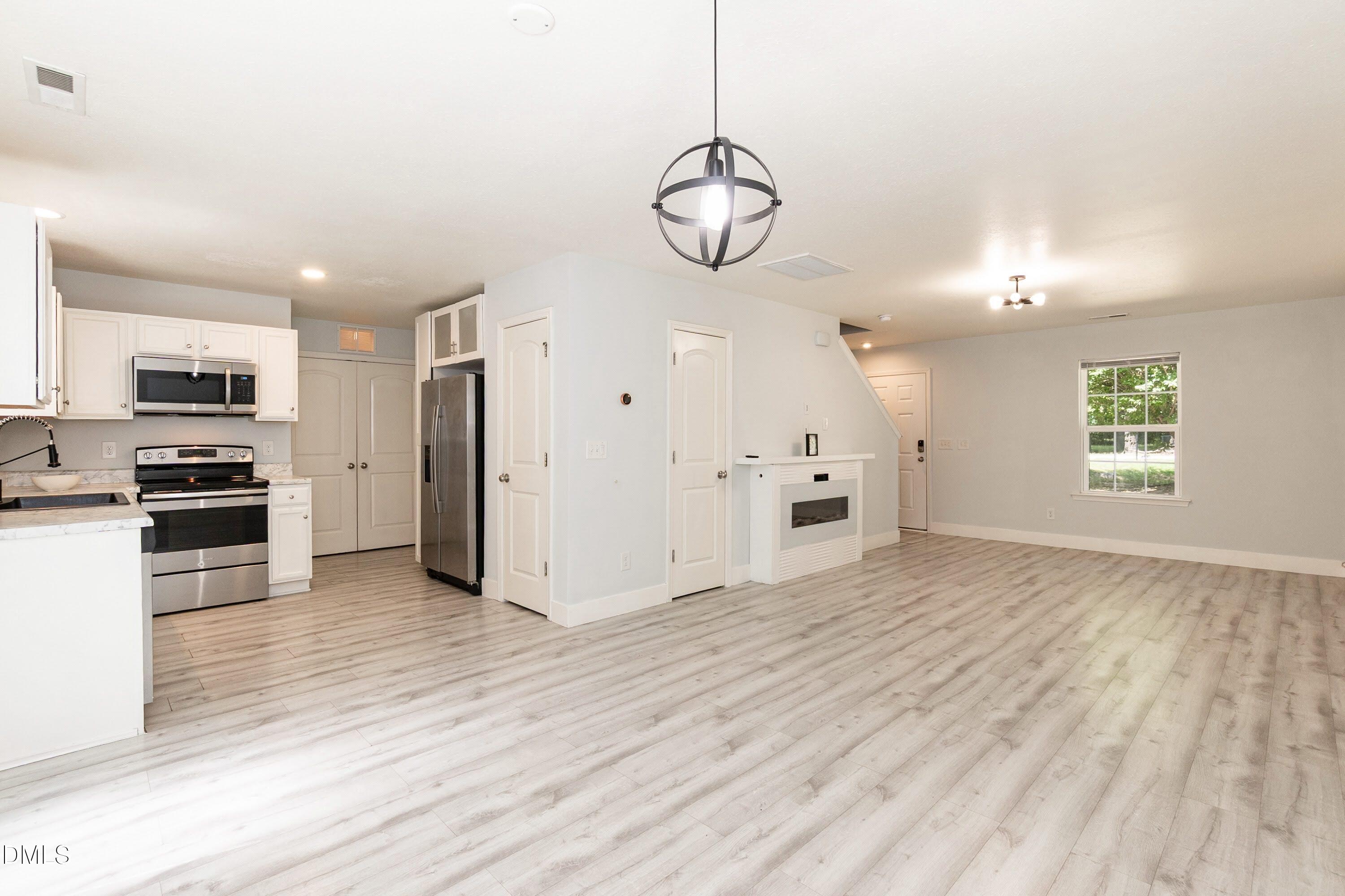 117 Stephenson Drive Property Photo 16