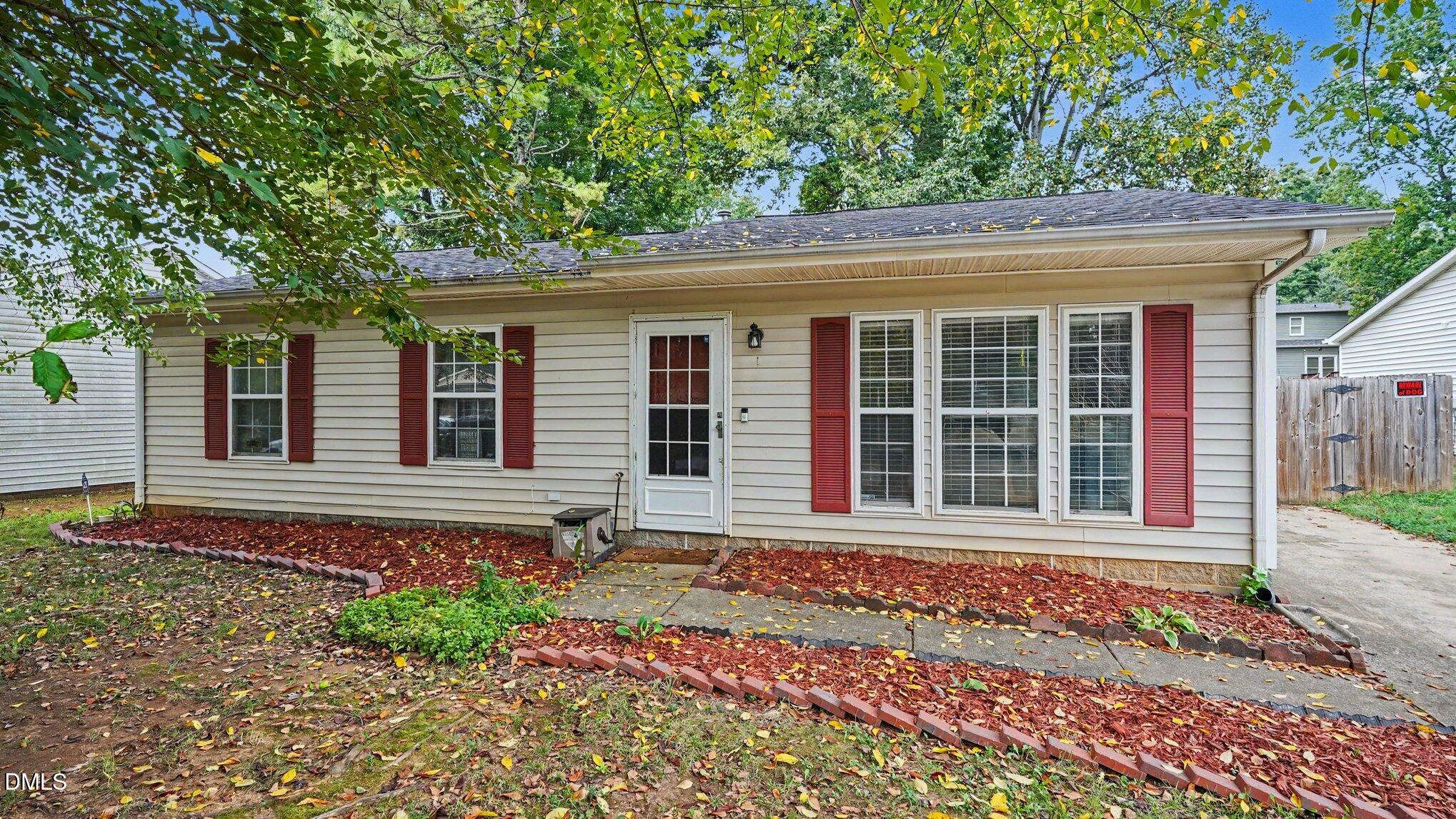 1 Jans Court Property Photo 1