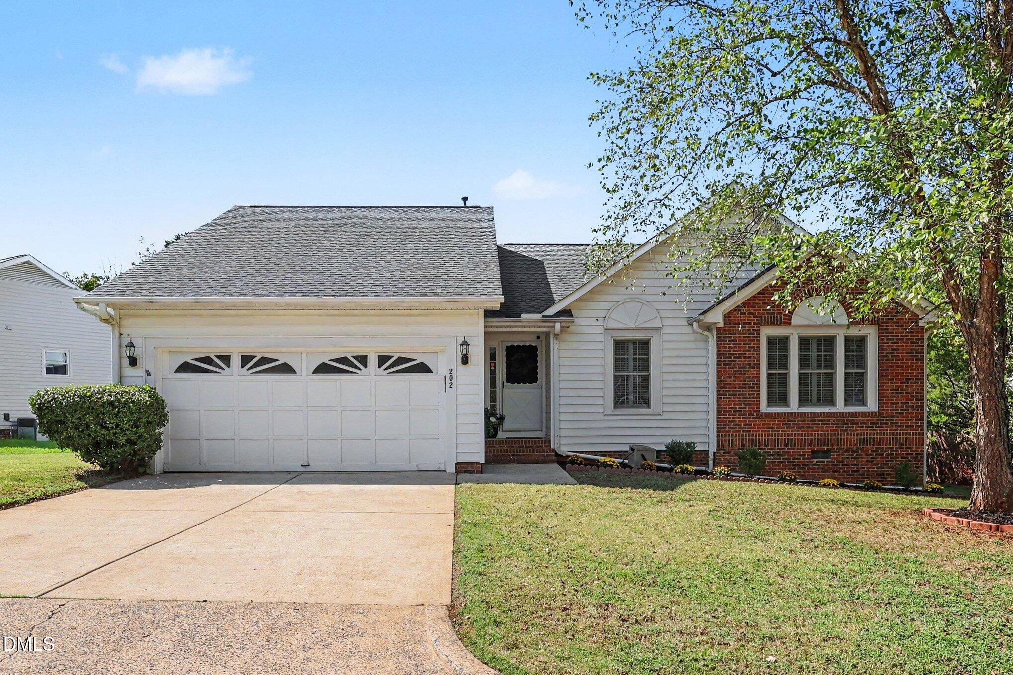 202 Lonesome Pine Drive Property Photo 2
