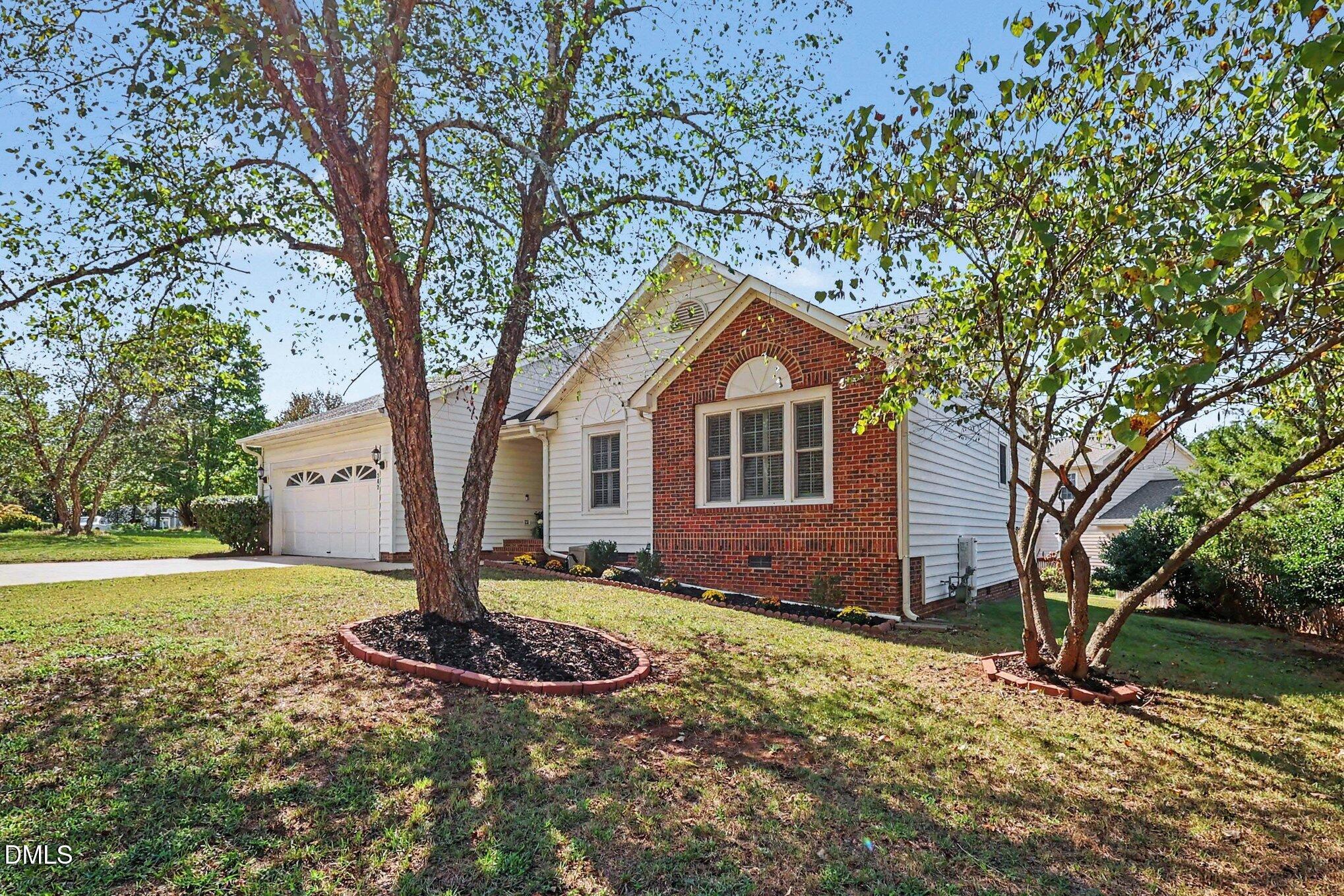 202 Lonesome Pine Drive Property Photo 4