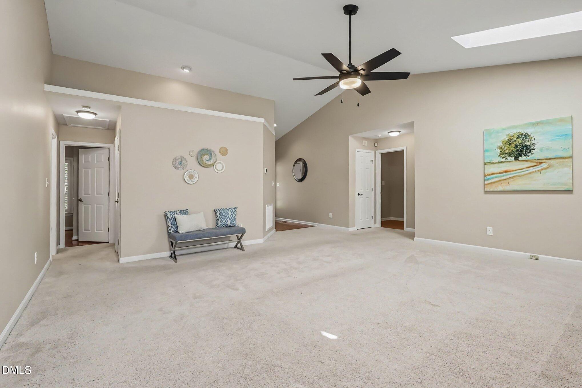 202 Lonesome Pine Drive Property Photo 6