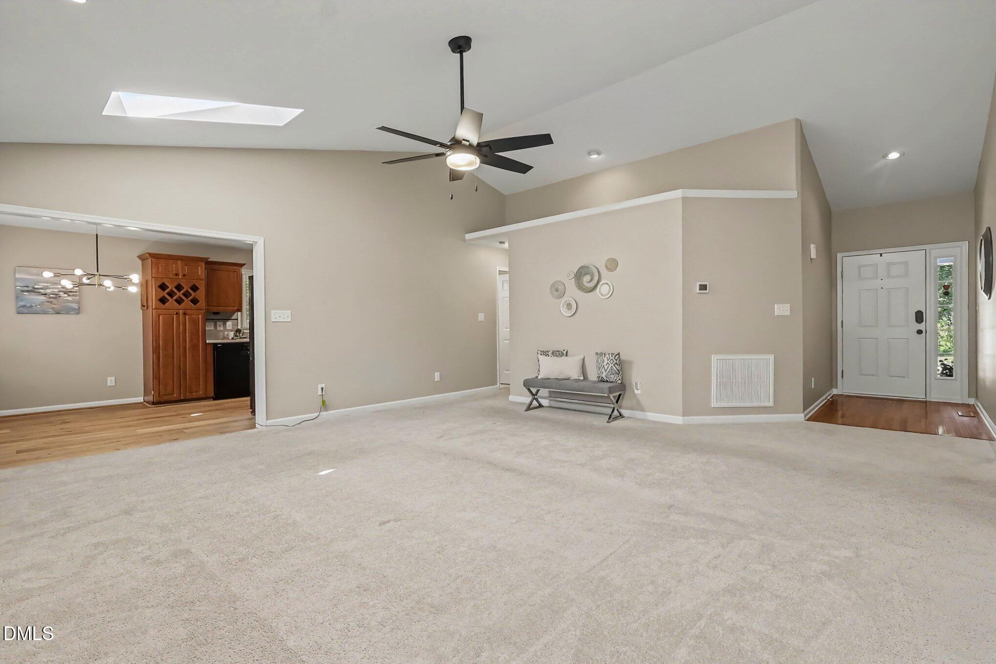 202 Lonesome Pine Drive Property Photo 7